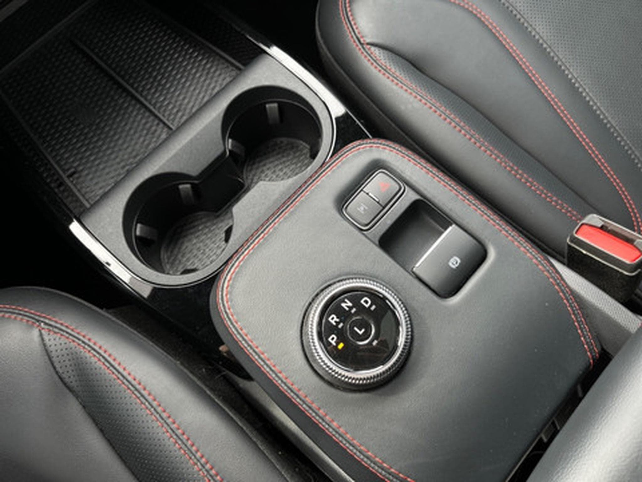 Ford Mustang Mach-E Premium (2021) - Photo 8