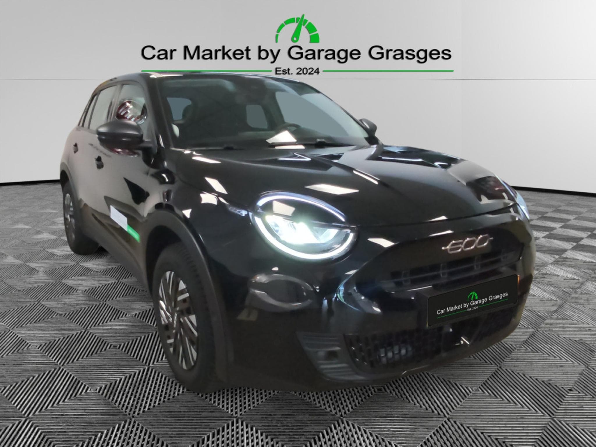 Fiat 600 Hybride ICON (2024) - Foto 7