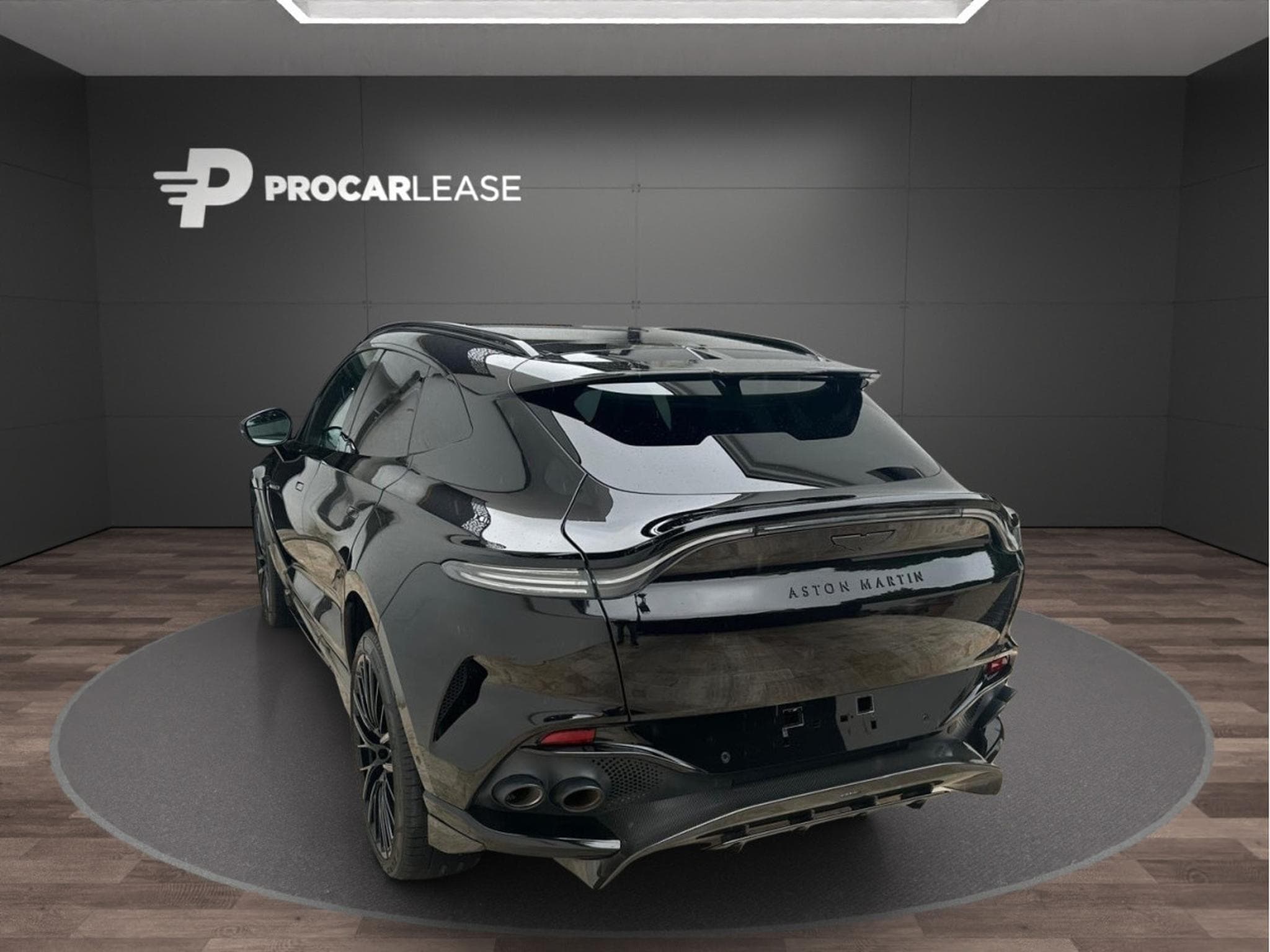 Aston-Martin DBX DBX 707 V8 4x4 / FULL CARBON (2023) - Photo 4