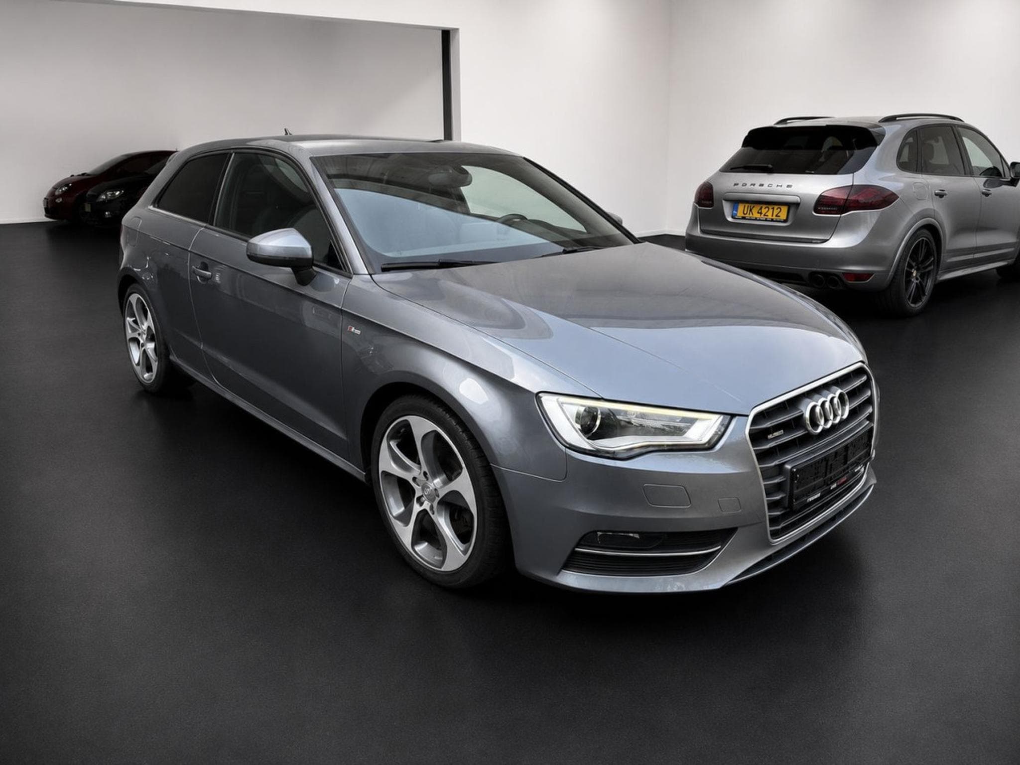 Audi A3 1.8 Tfsi 180 S-Tronic Quattro (2015) - Photo 2