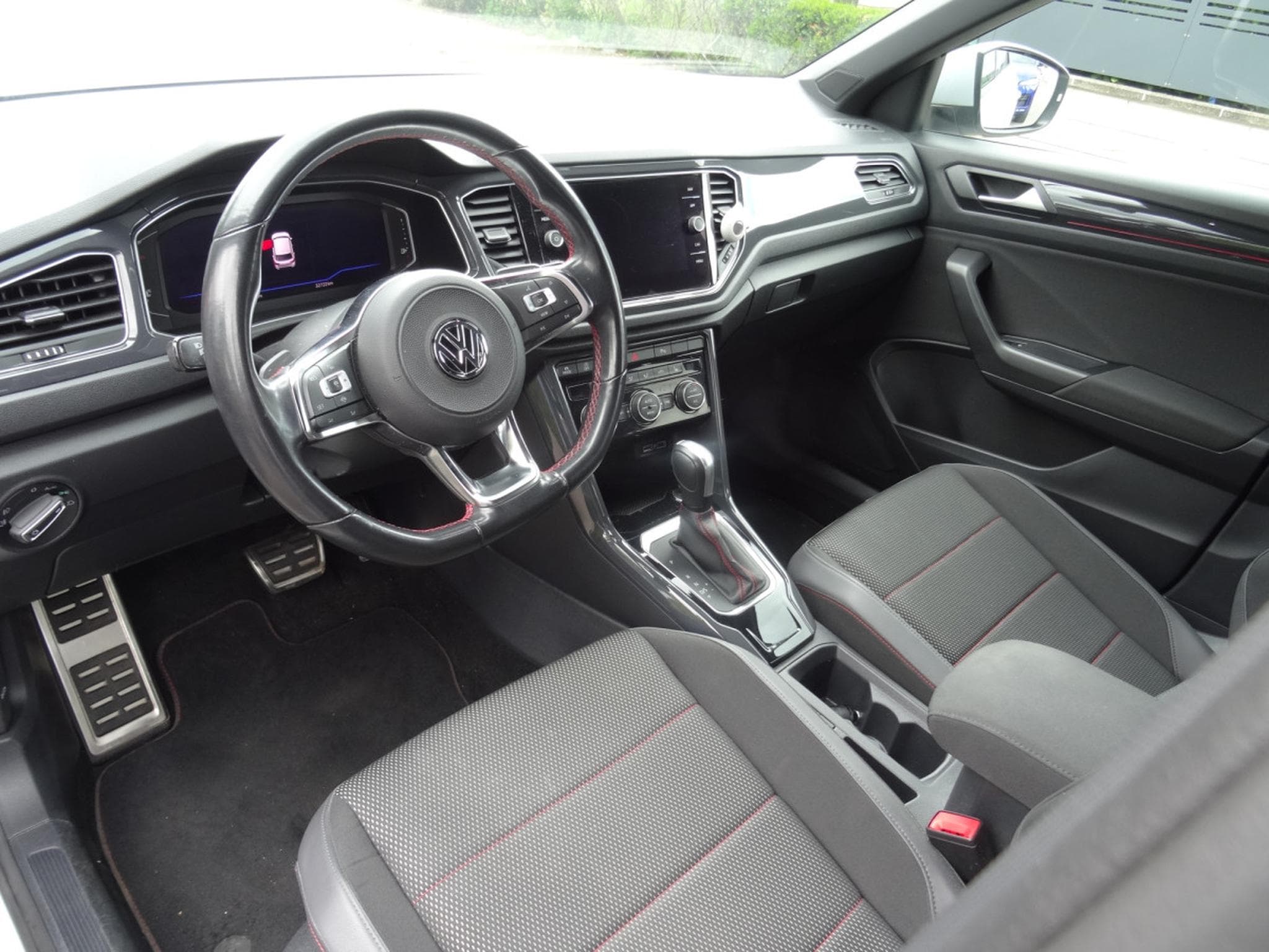 VW T-Roc 1.5 DSG (2020) - Photo 6