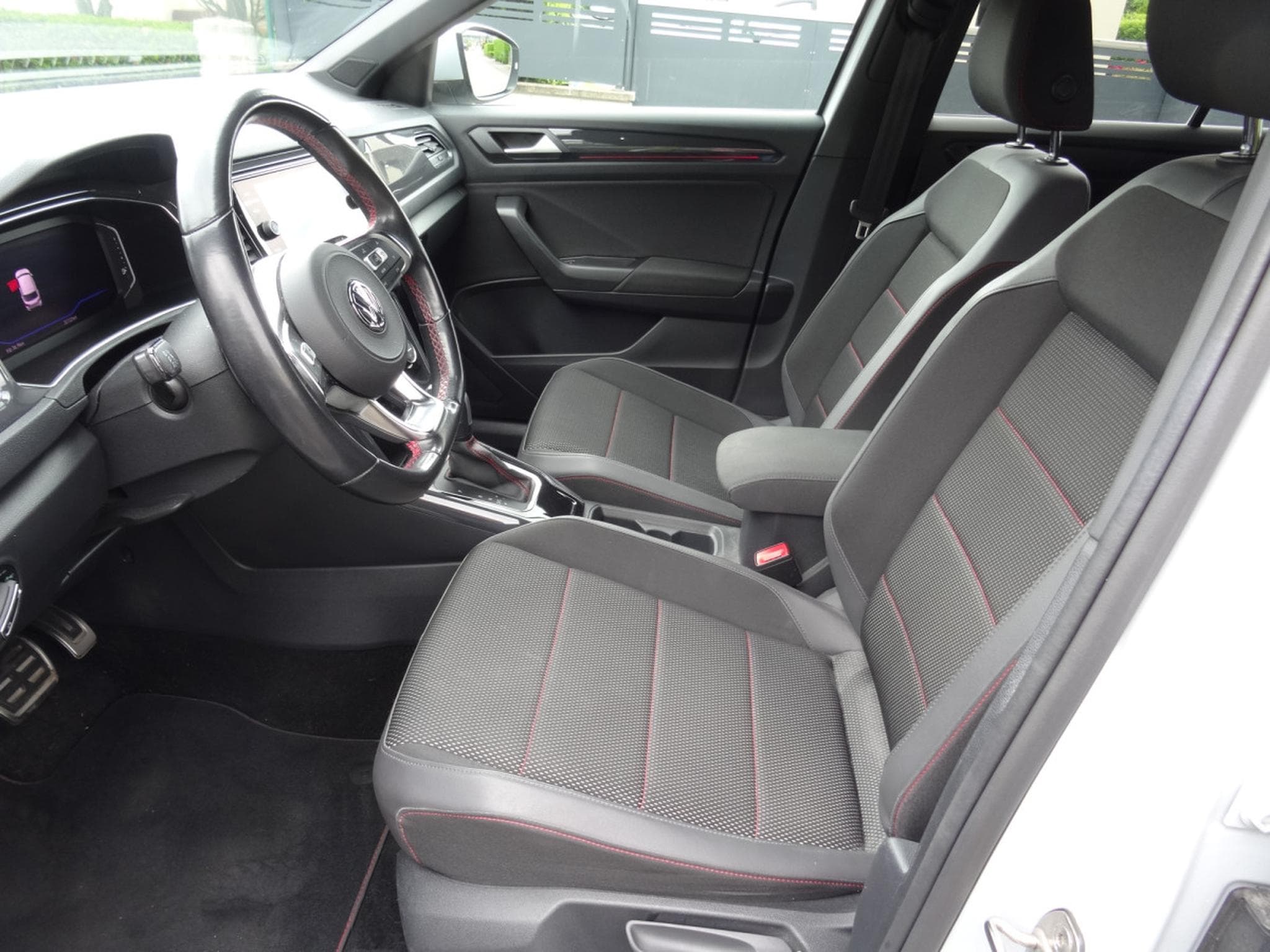 VW T-Roc 1.5 DSG (2020) - Photo 7