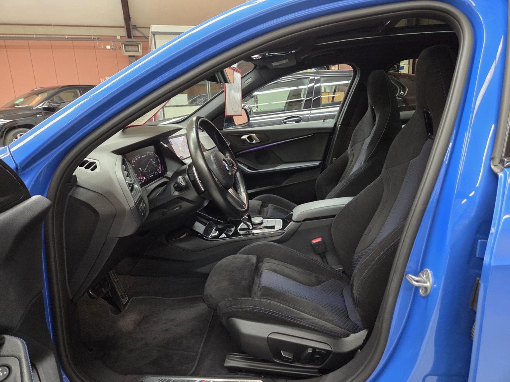 BMW 120 dA 190CV M SPORT (2023) - Photo 11