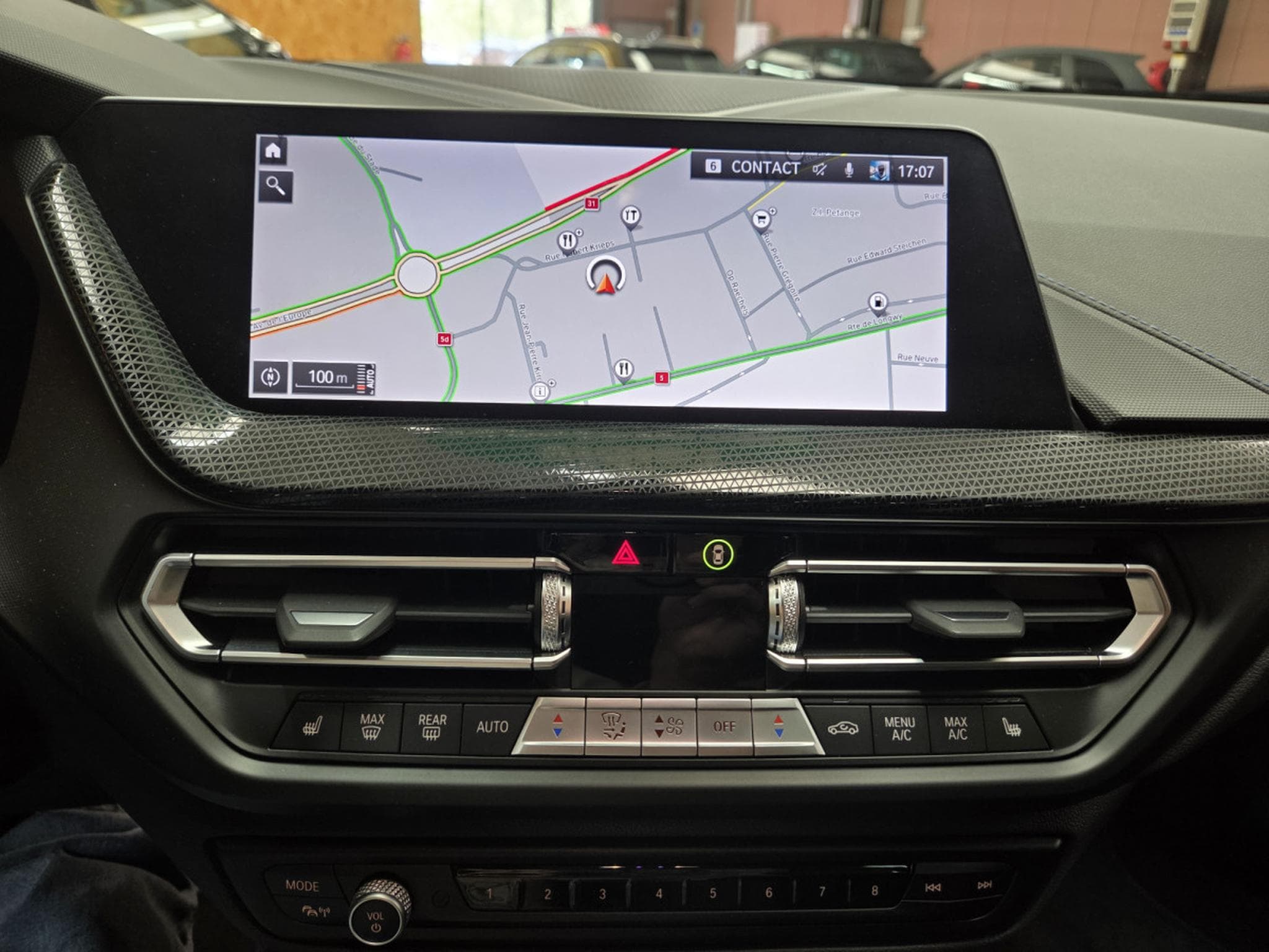 BMW 120 dA 190CV M SPORT (2023) - Photo 18