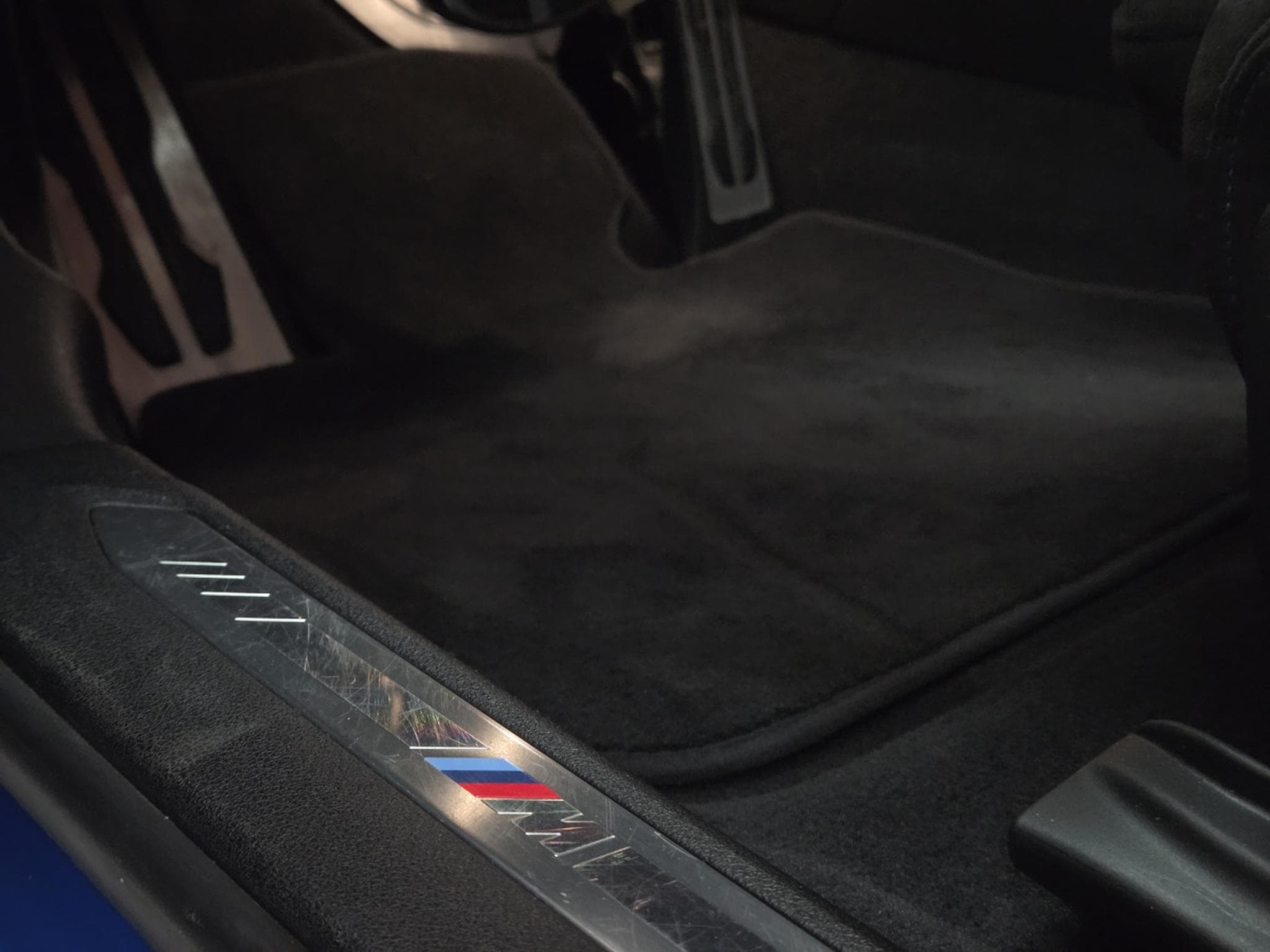 BMW 120 dA 190CV M SPORT (2023) - Photo 9