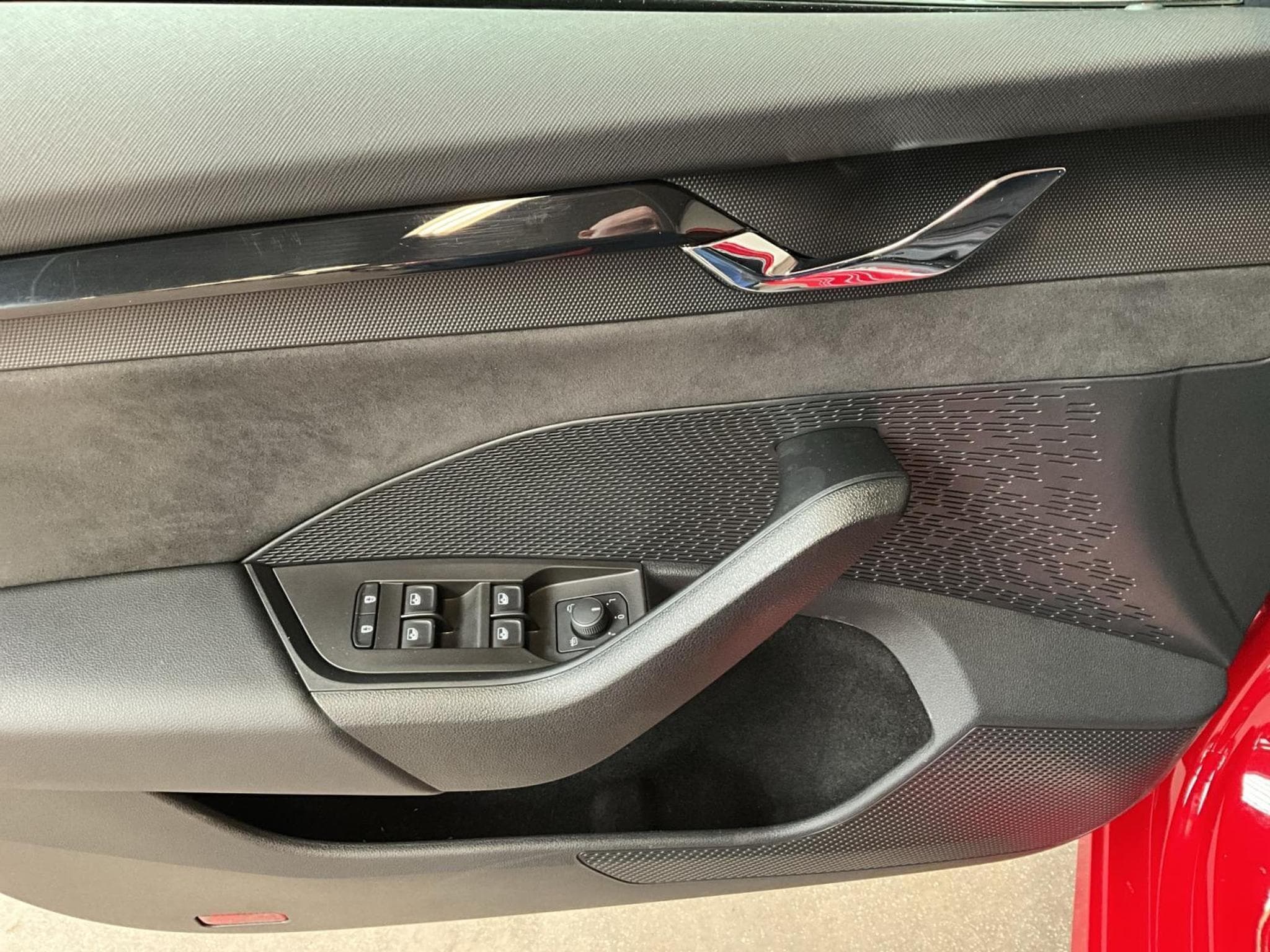 Skoda Octavia RS+DSG+Navi+LED+P.Challenge (2023) - Foto 10