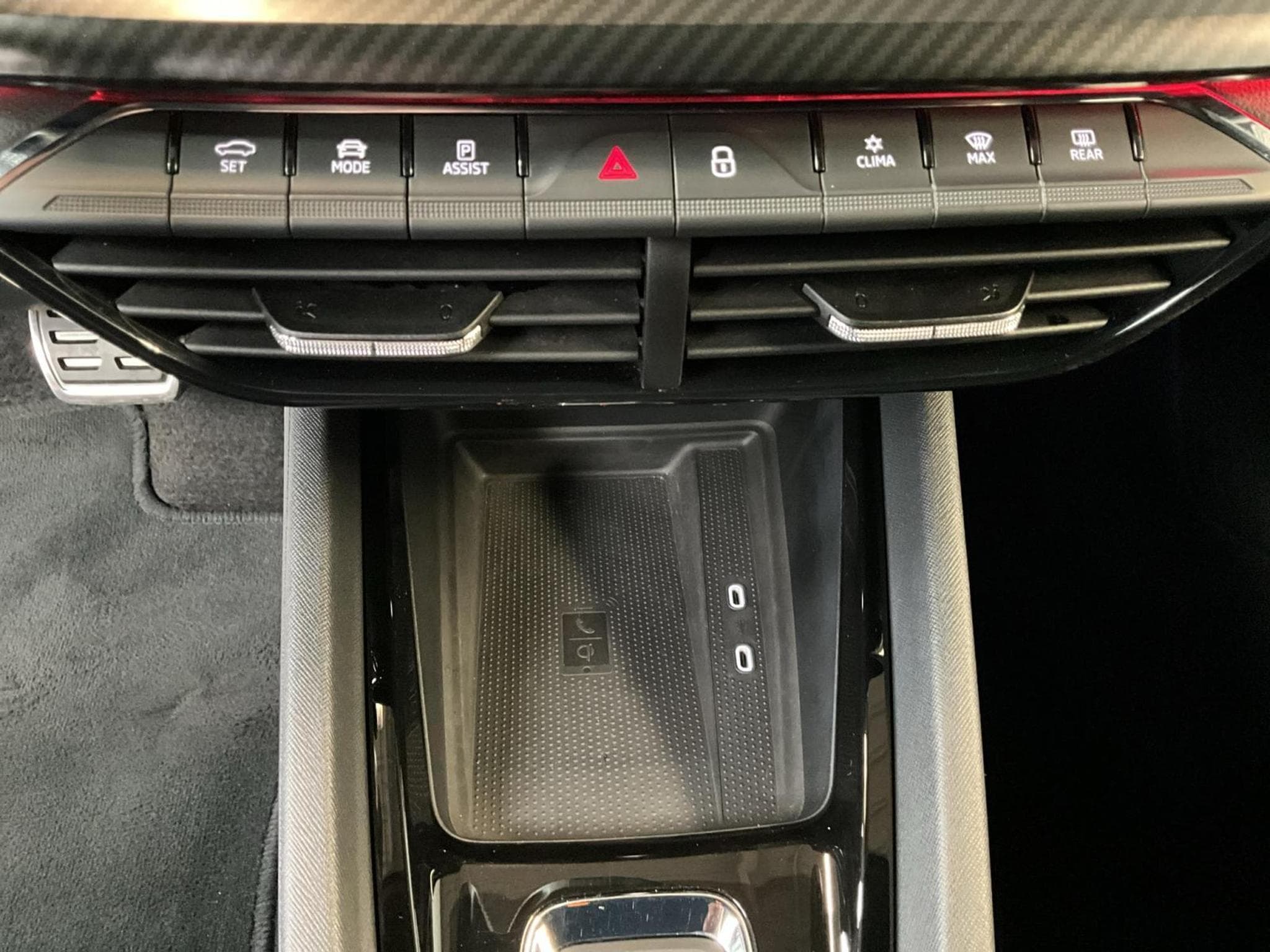 Skoda Octavia RS+DSG+Navi+LED+P.Challenge (2023) - Foto 17