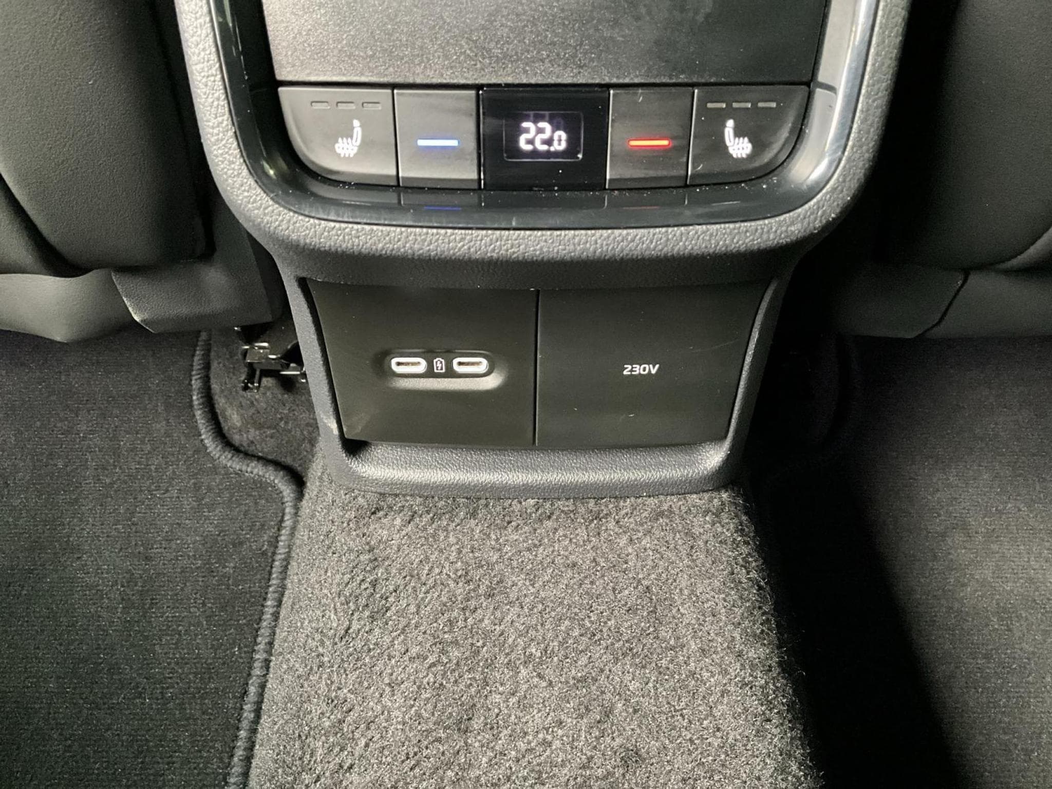 Skoda Octavia RS+DSG+Navi+LED+P.Challenge (2023) - Foto 19