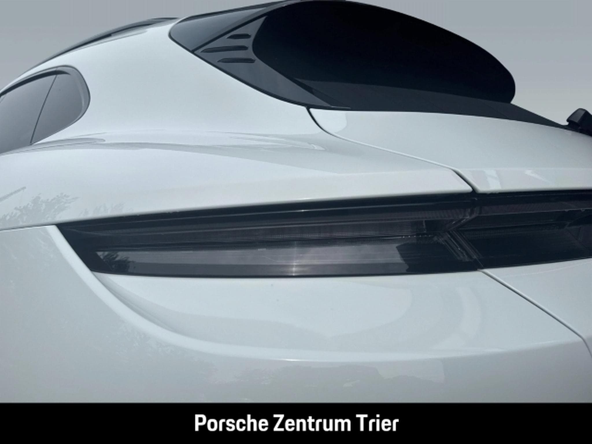 Porsche Taycan Cross Turismo Clubleder Head-Up LED (2023) - Photo 12
