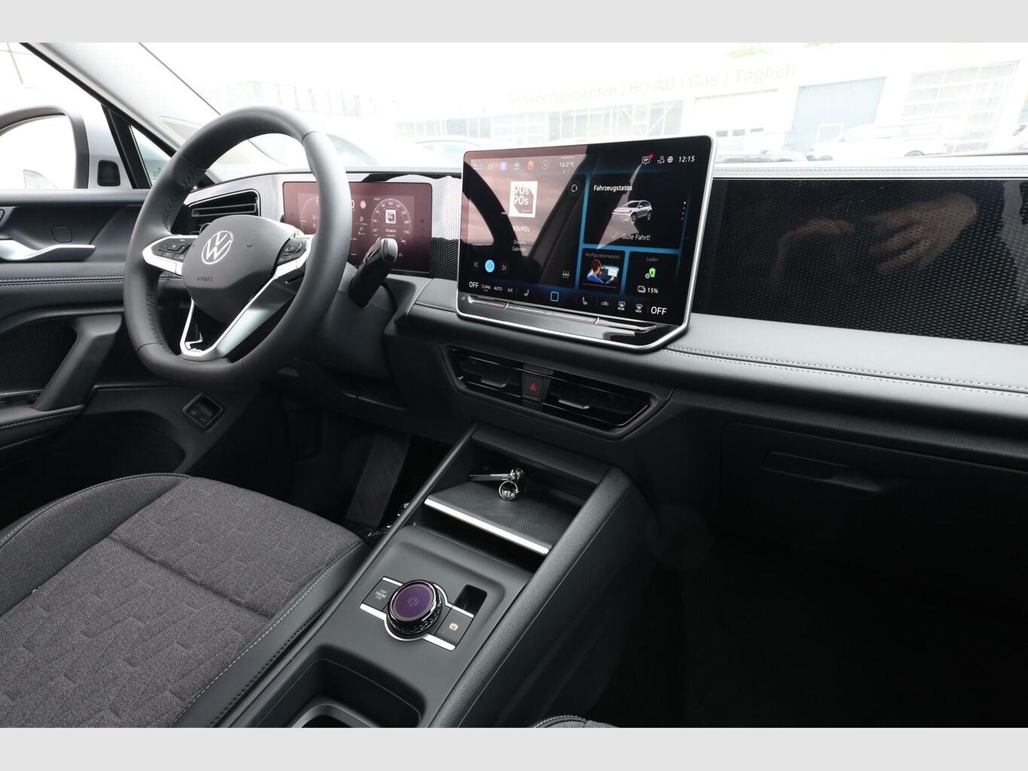 VW Tiguan PHEV 5JGarantie IQ.Drive (2026) - Photo 9