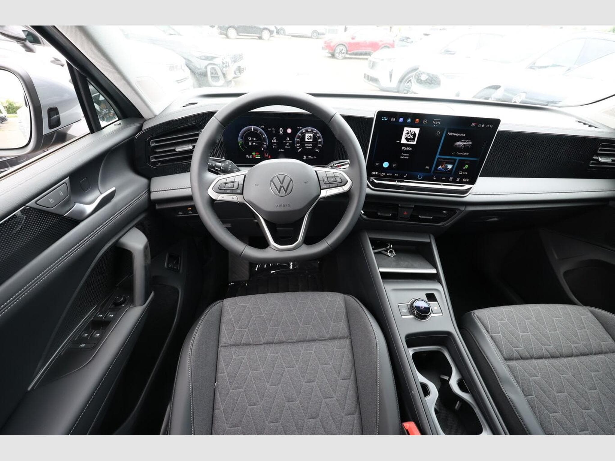 VW Tiguan PHEV 5JGarantie IQ.Drive (2026) - Photo 7