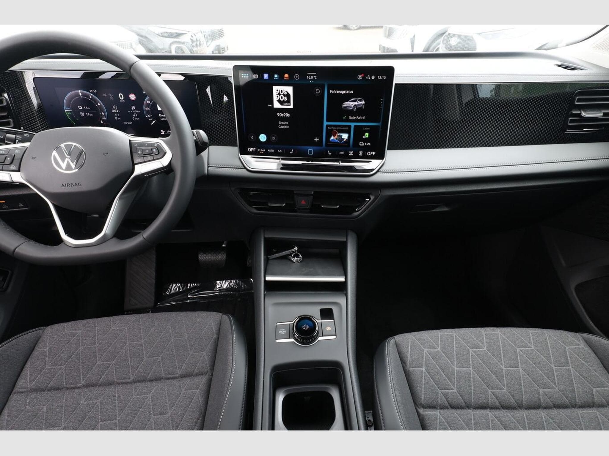 VW Tiguan PHEV 5JGarantie IQ.Drive (2026) - Photo 8