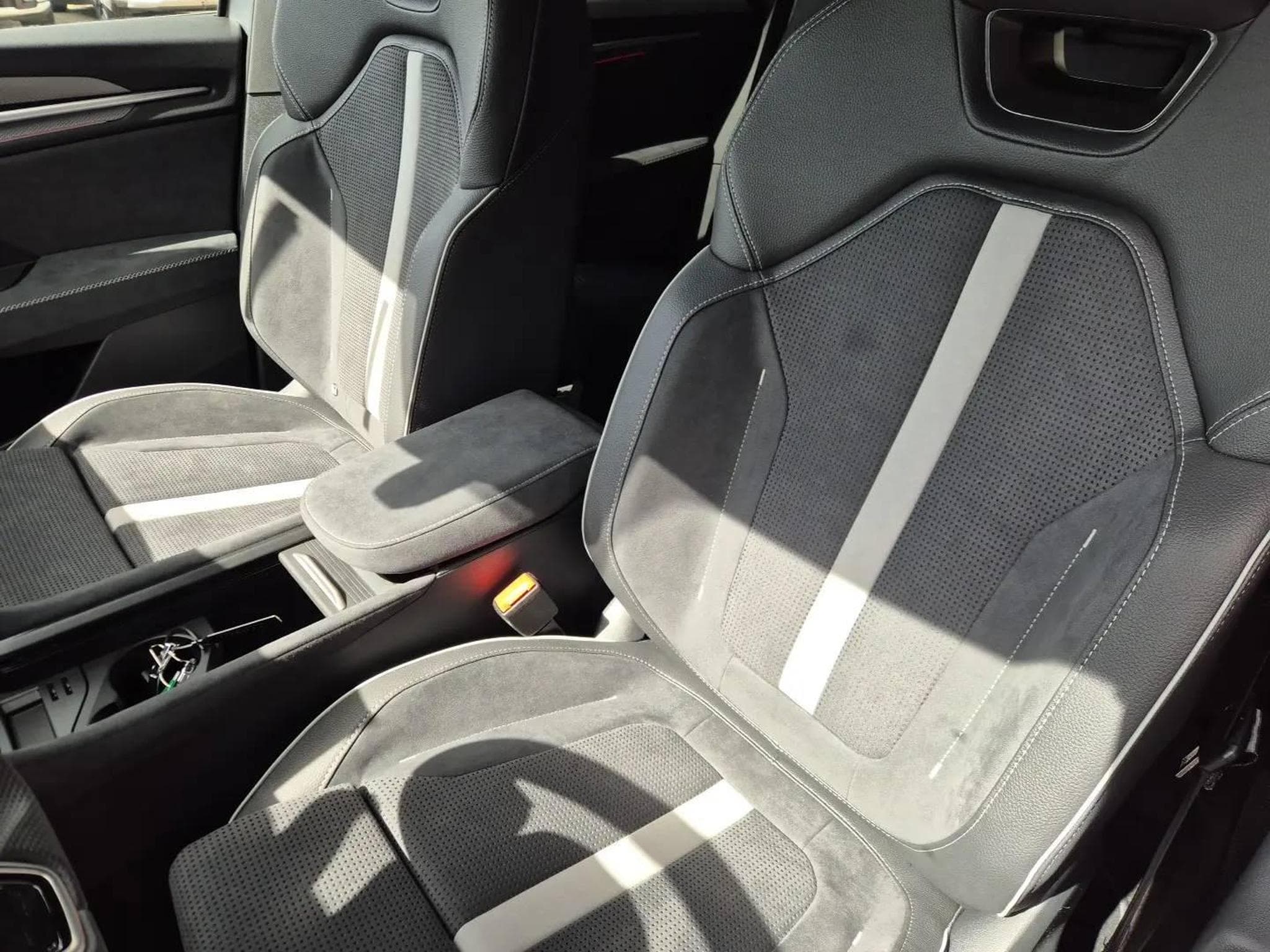 Skoda Kodiaq Sportline 1.5 TSI (2026) - Photo 17