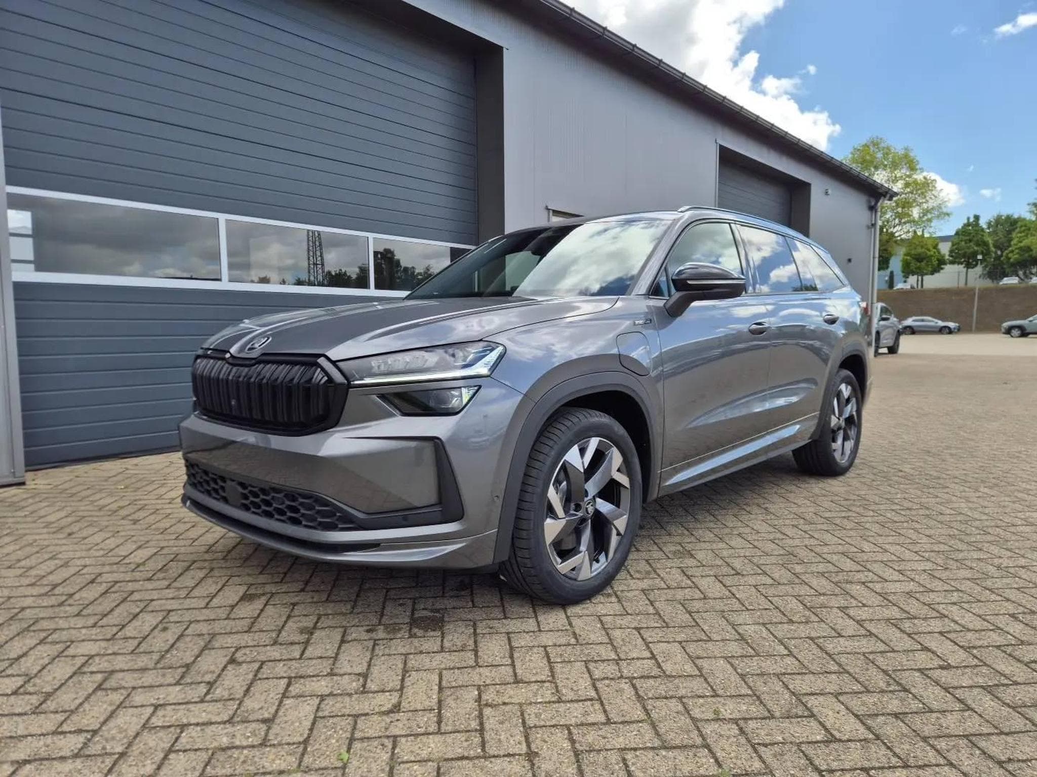 Skoda Kodiaq Sportline 1.5 TSI (2026) - Photo 8