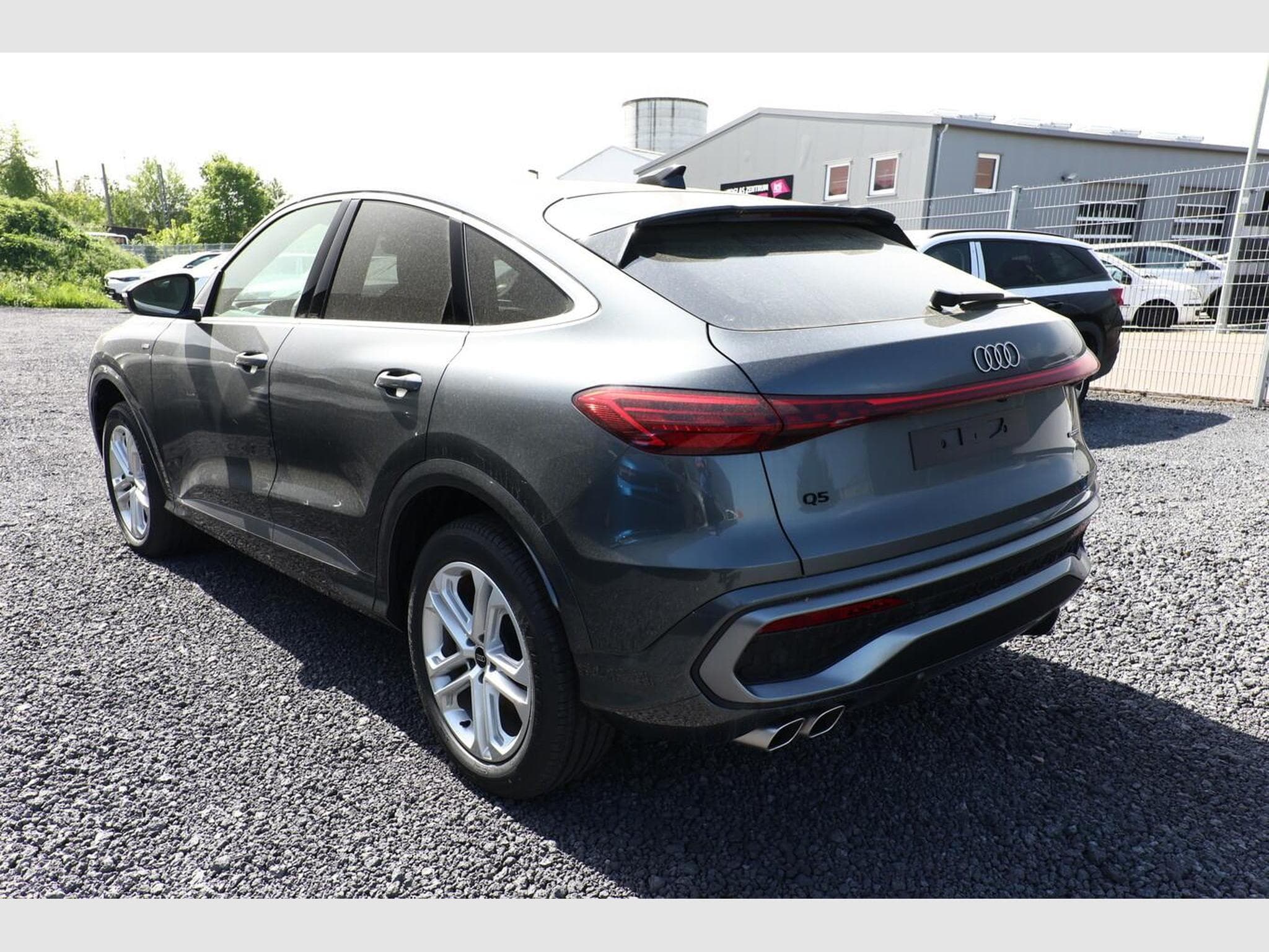 Audi Q5 Sportback S line (2026) - Photo 4
