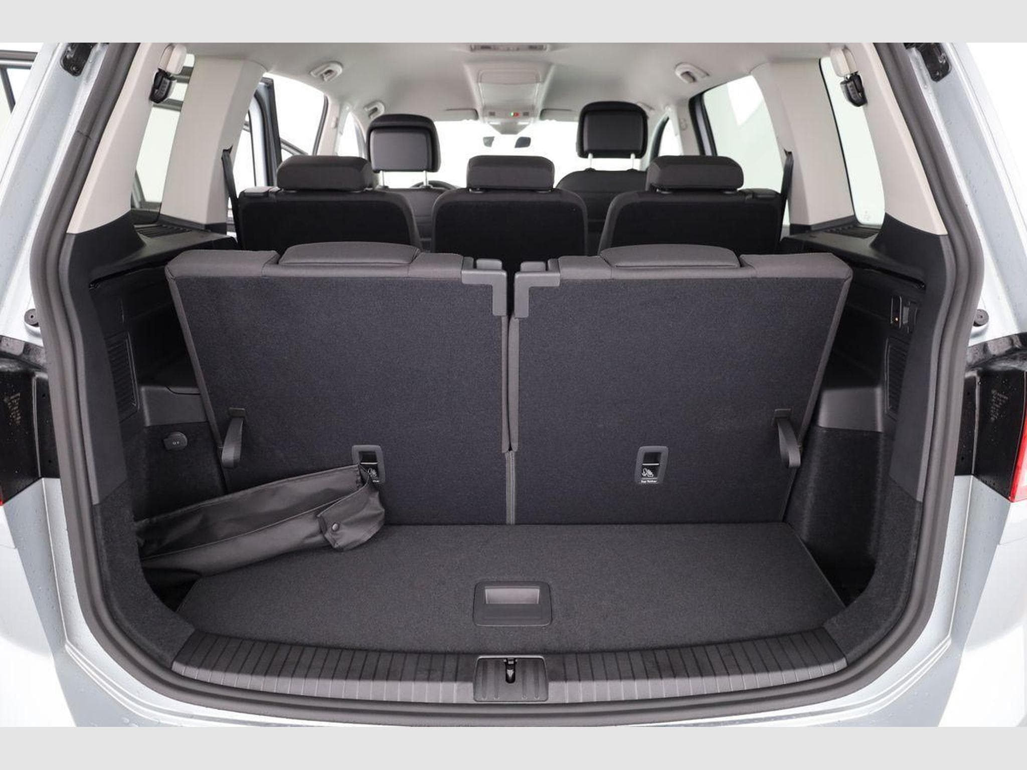 VW Touran Comfortline BMT/Start-Stopp (2026) - Photo 11