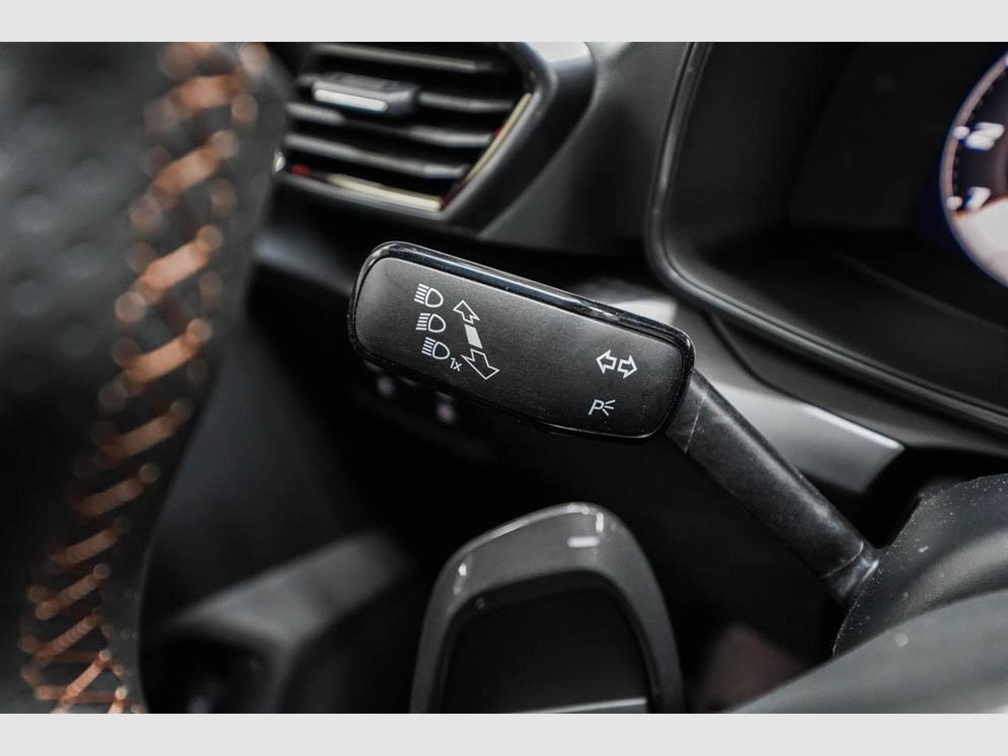 Cupra Leon ST 2,0 TSI (2026) - Photo 10