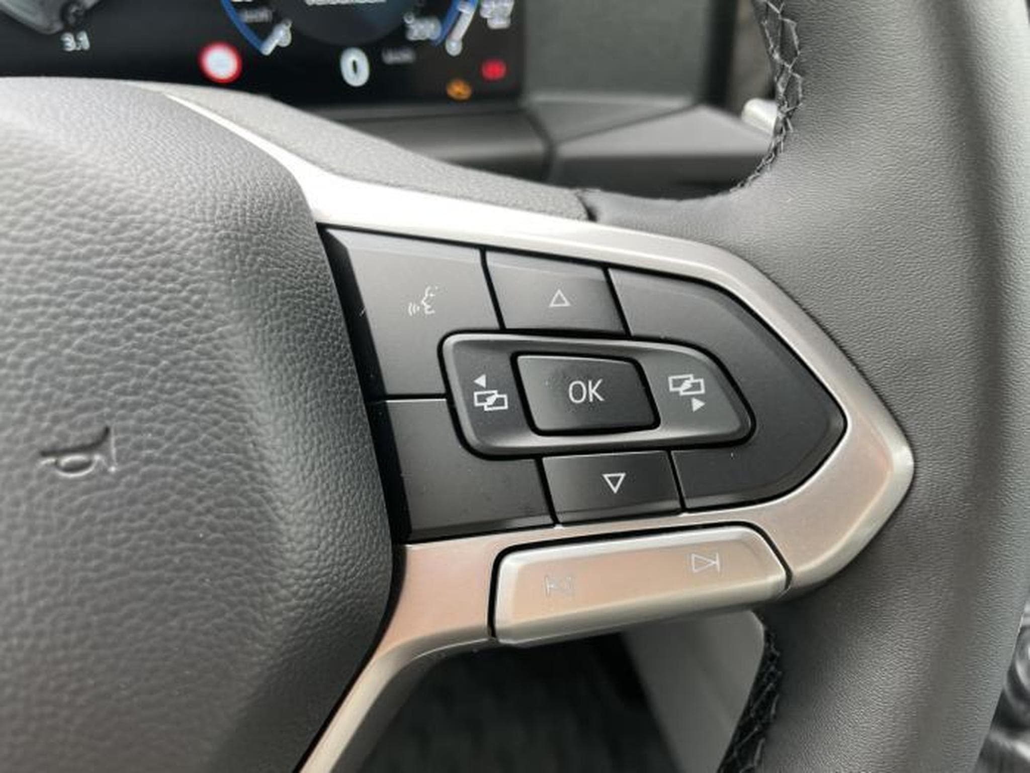 VW T7 Style KR 8 Sitzer (2026) - Photo 13