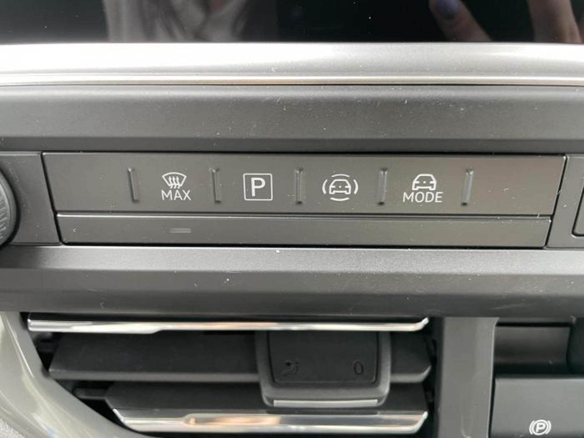 VW T7 Style KR 8 Sitzer (2026) - Photo 16