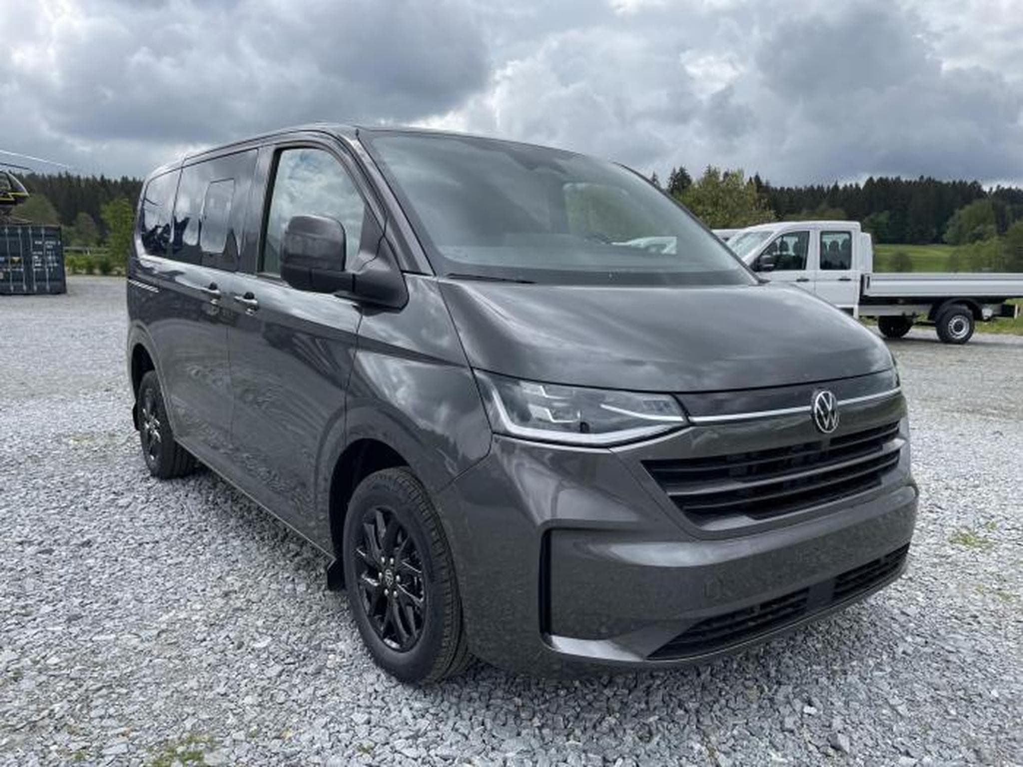 VW T7 Style KR 8 Sitzer (2026) - Photo 9