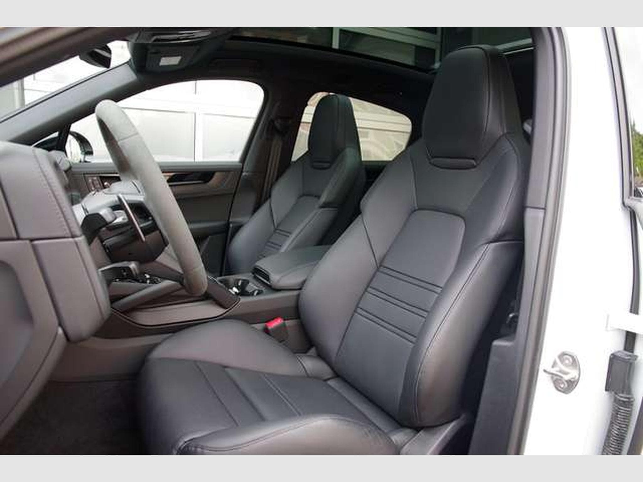 Porsche Cayenne Cayenne Coupe E-Hybrid Black Edition*18-Wege,BFD (2025) - Foto 6