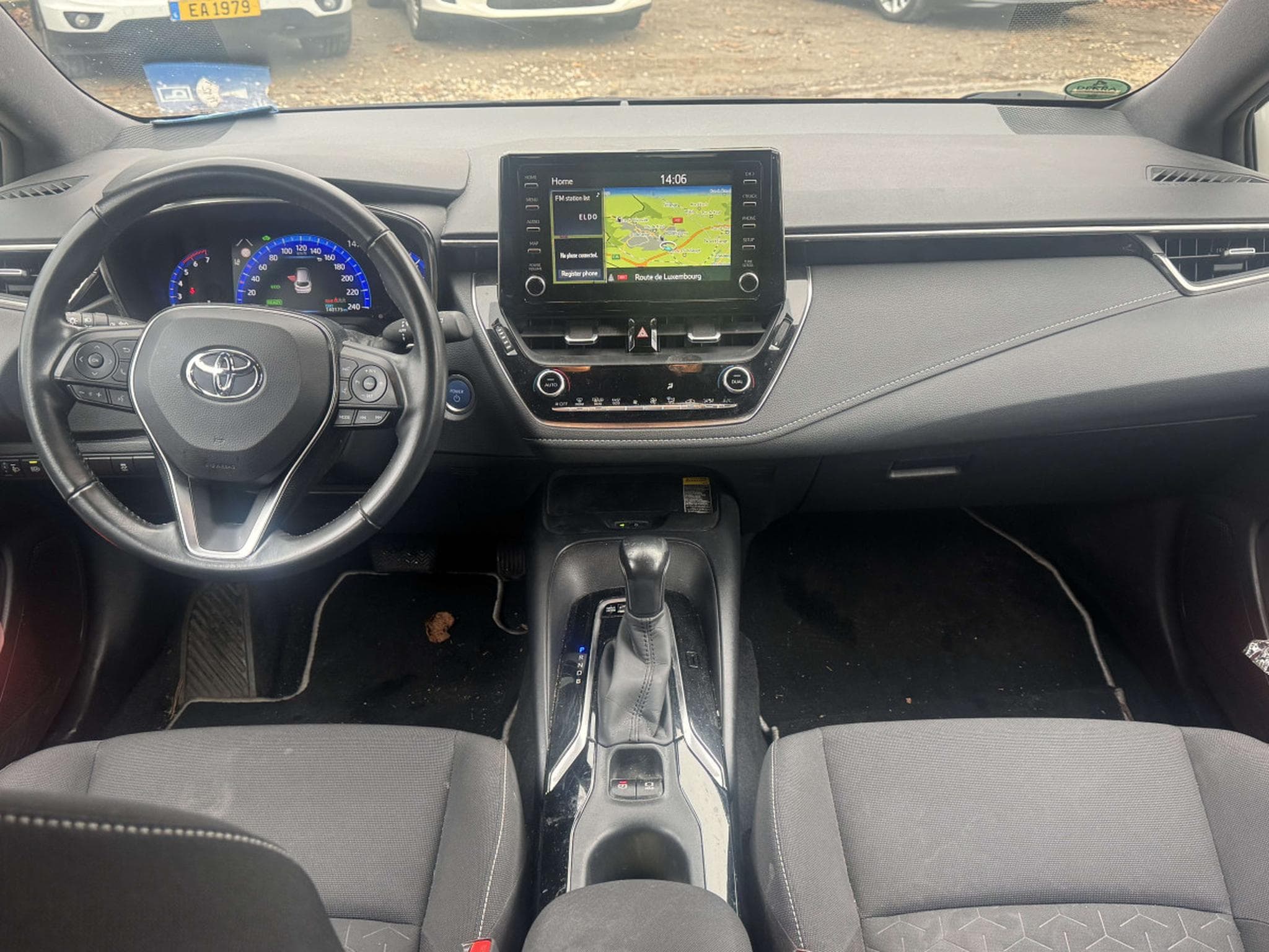 Toyota Corolla 1.8 Hybrid Touring Sports Comfort (2020) - Photo 9