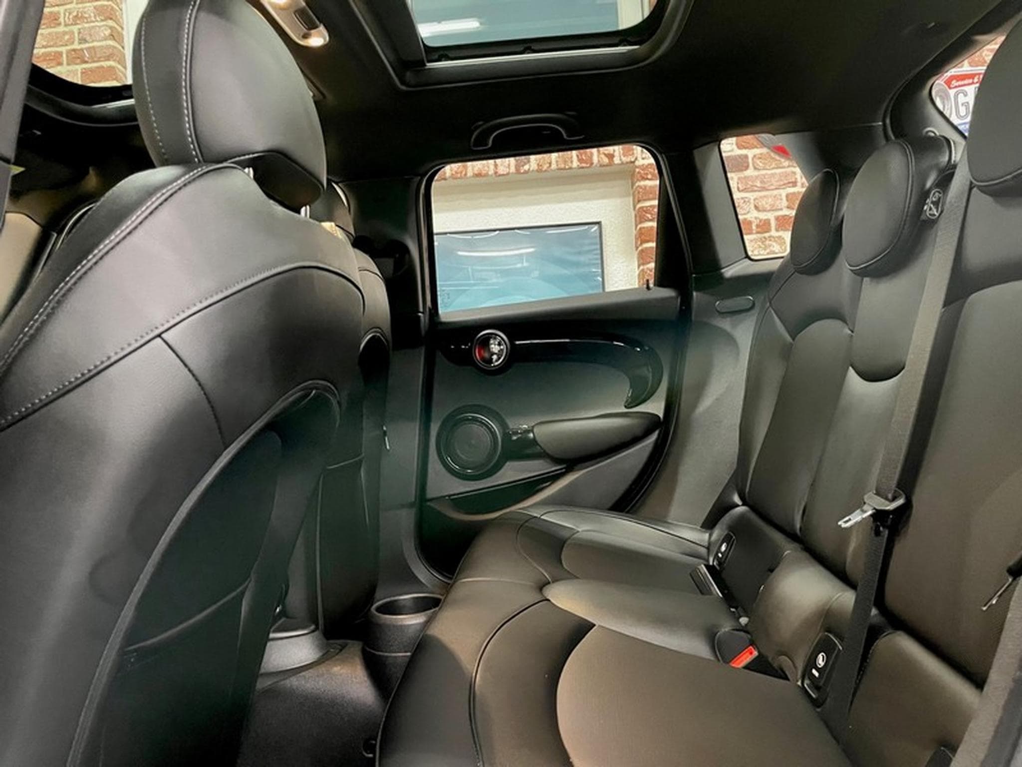 Mini Cooper Cooper 1.5 136cv Auto INSINGTON 5p Cuir/Navi/Pano (2020) - Photo 6