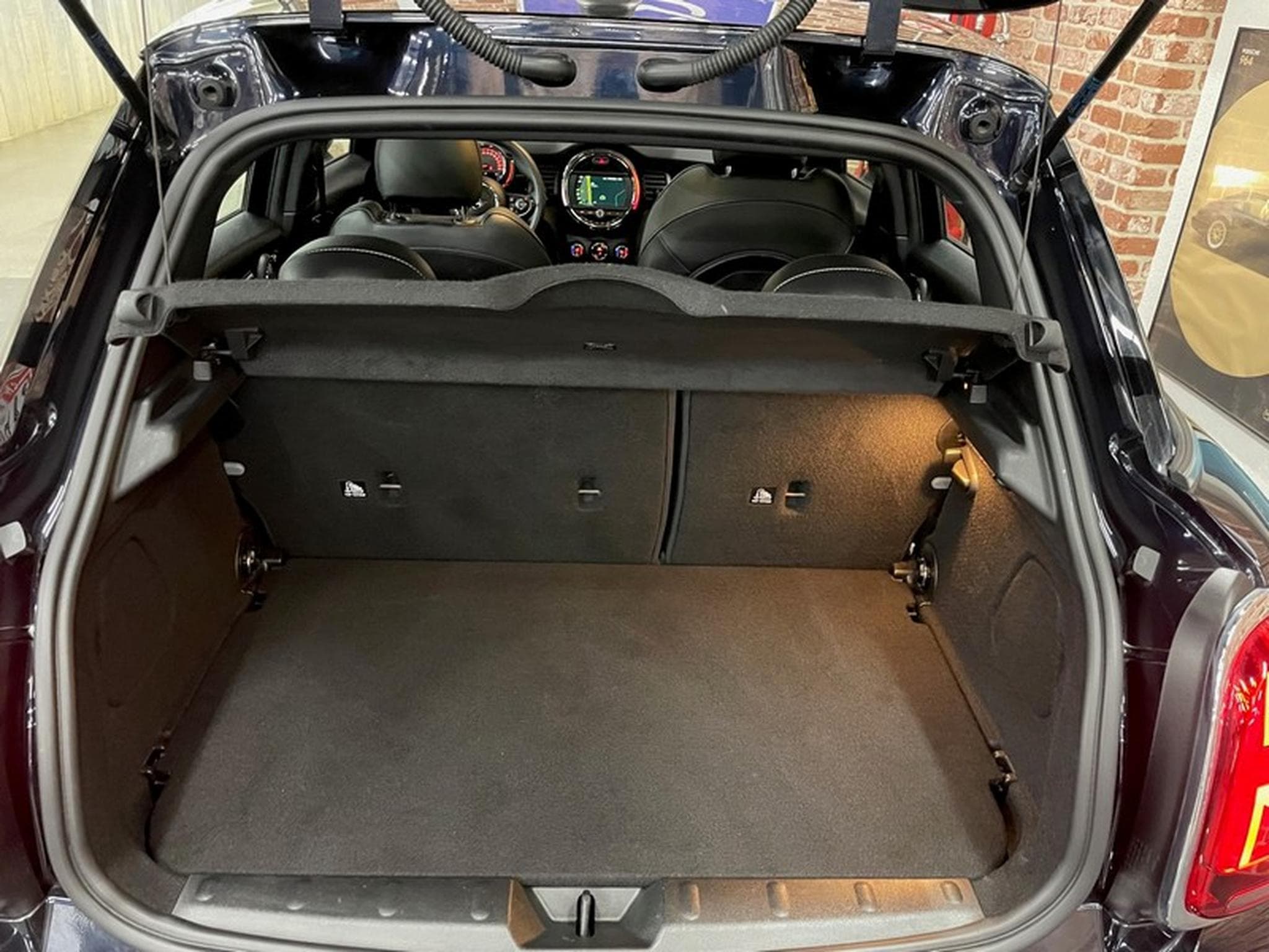 Mini Cooper Cooper 1.5 136cv Auto INSINGTON 5p Cuir/Navi/Pano (2020) - Photo 7