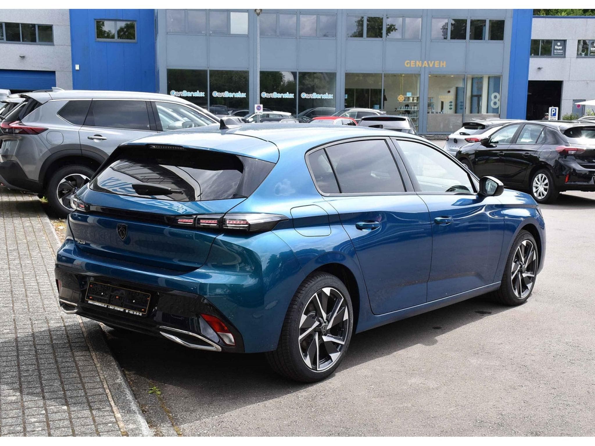Peugeot 308 1.2 Hybrid 145 e-DCS6 Allure ACC LANE GPS CAM360 1° MAIN (2025) - Foto 4