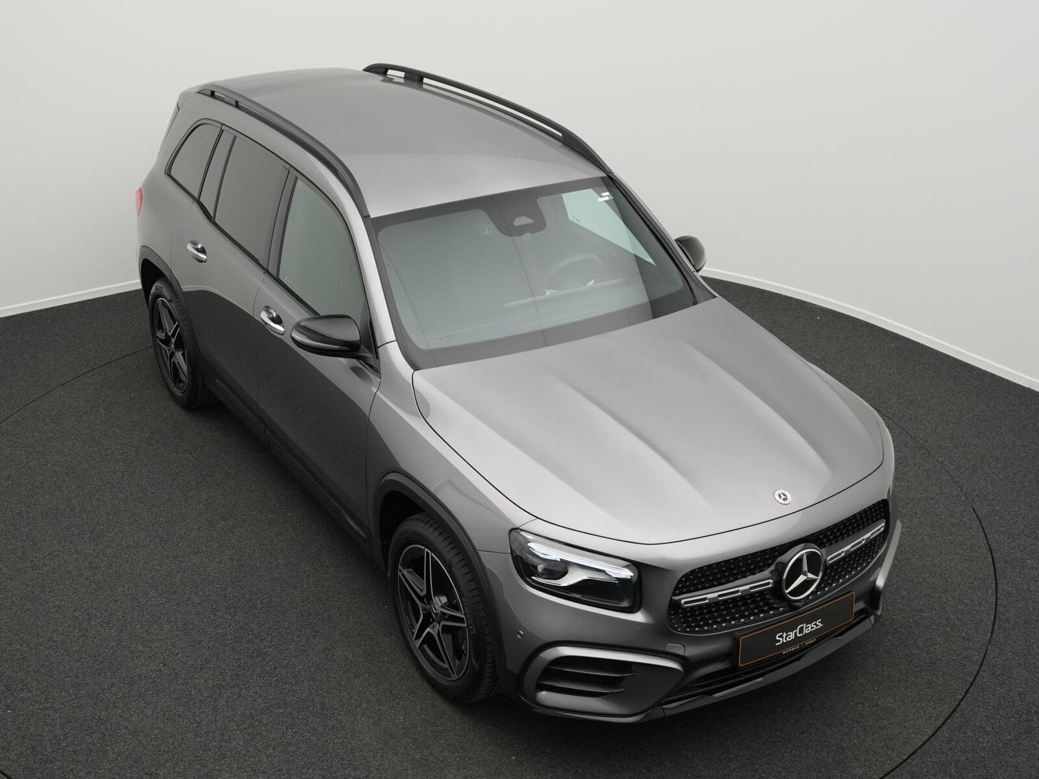 Mercedes GLB 200 d AMG-Line Multi+Kamera+Night+19"+AHK (2025) - Photo 10