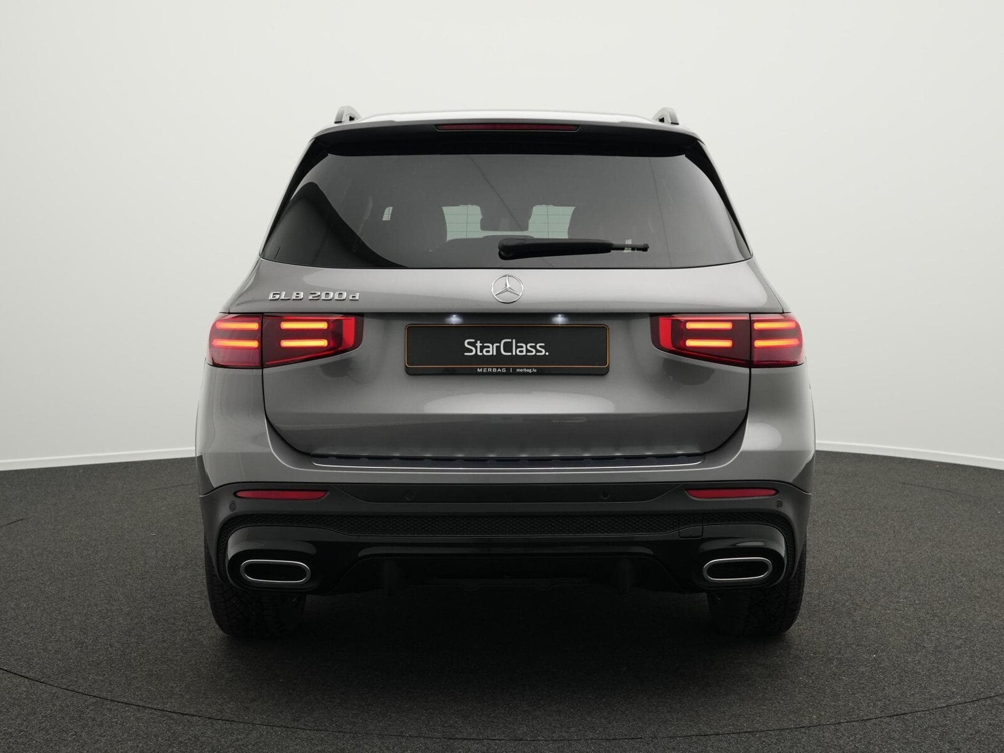 Mercedes GLB 200 d AMG-Line Multi+Kamera+Night+19"+AHK (2025) - Photo 4