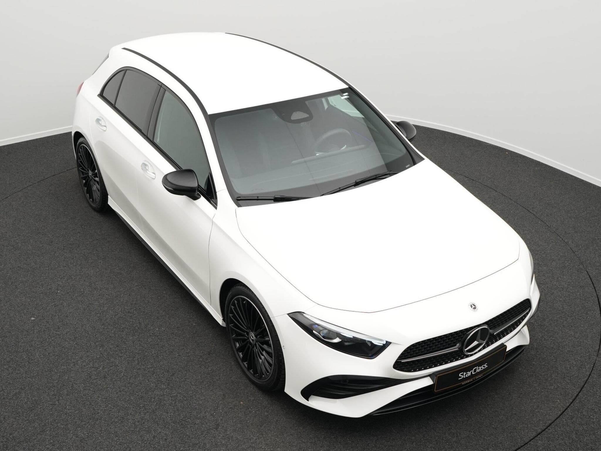 Mercedes A 200 d AMG-Line Multi+Kamera+Night+19"+AHK (2025) - Photo 10