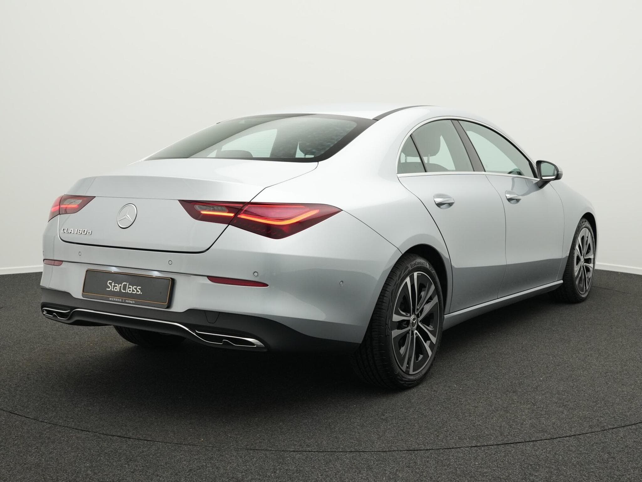 Mercedes CLA 180 d Cpe Progressive LED+Kamera+18"+Keyless (2025) - Photo 3