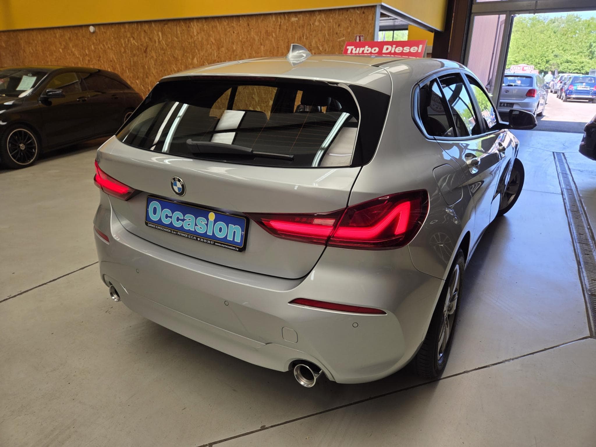 BMW 118 dA 150CV (2021) - Photo 4