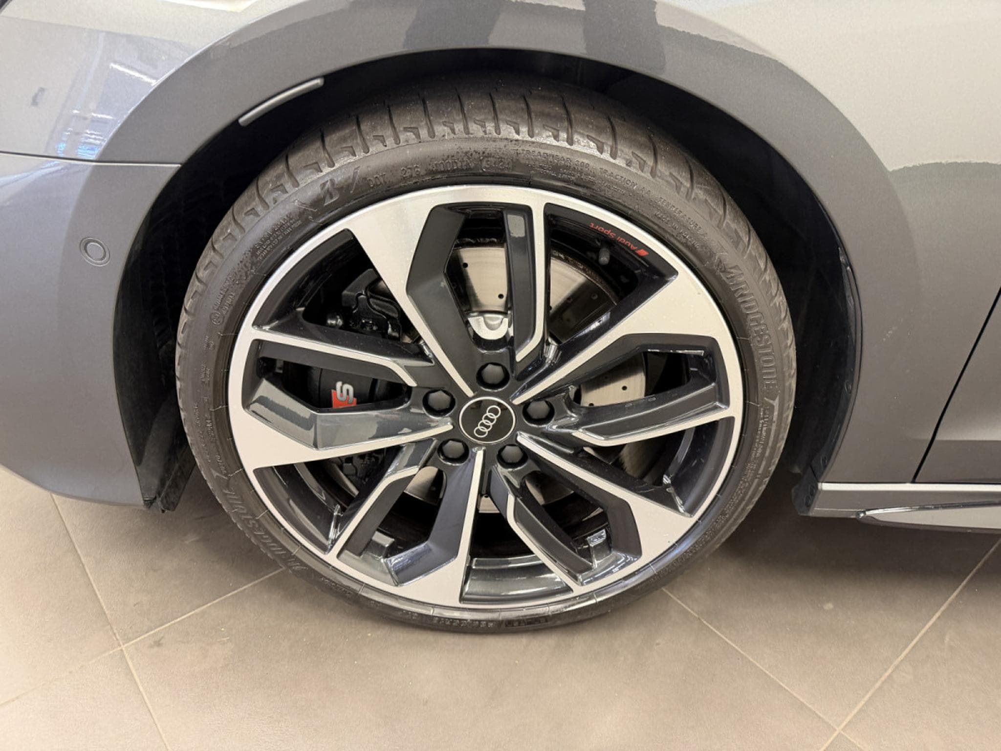 Audi S3 Sportback TFSI quattro 333 CV / 245 kW S tronic (2025) - Foto 9
