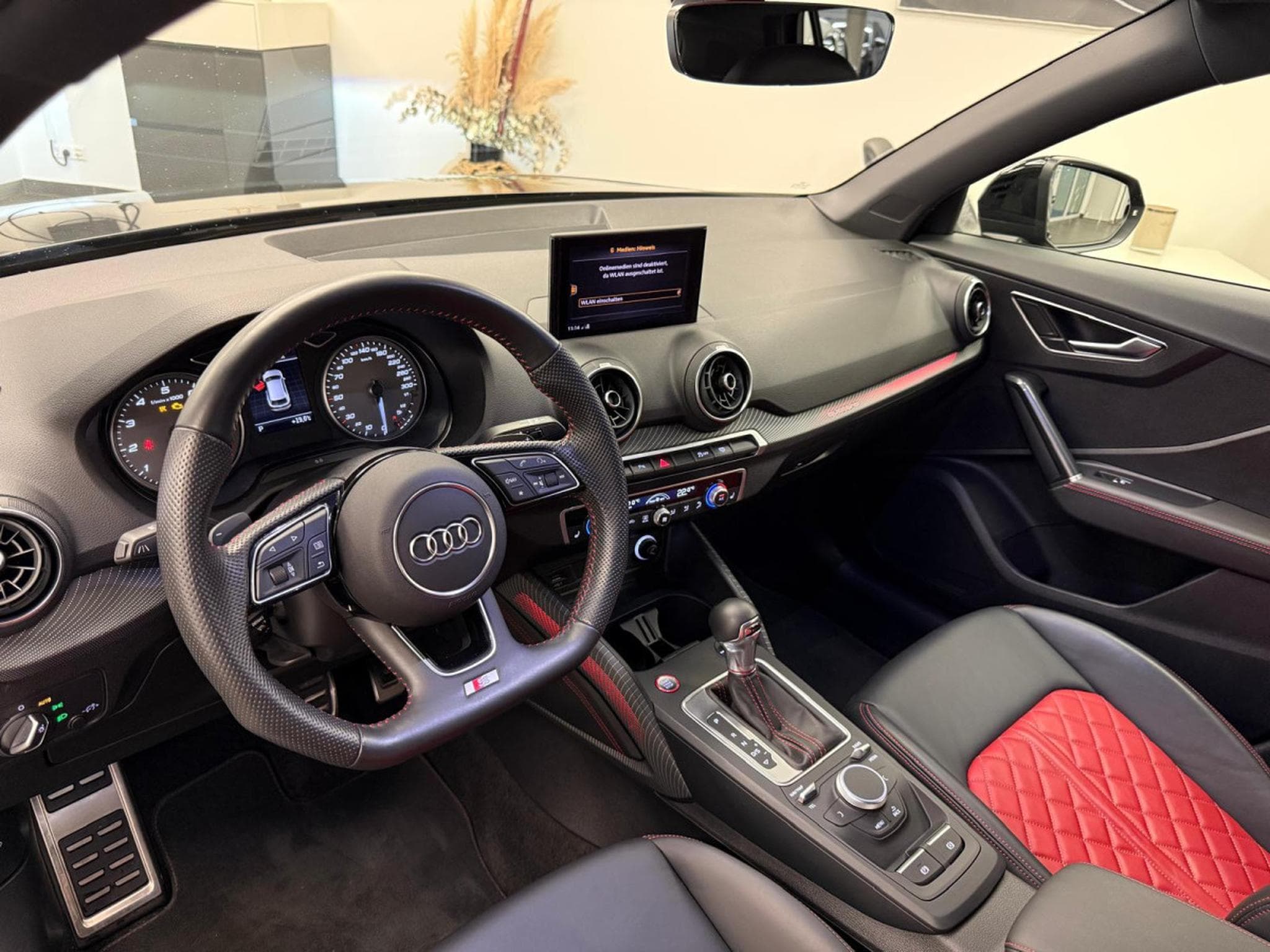 Audi SQ2 TFSI 300 CV / 221 KW quattro S tronic (2019) - Photo 4