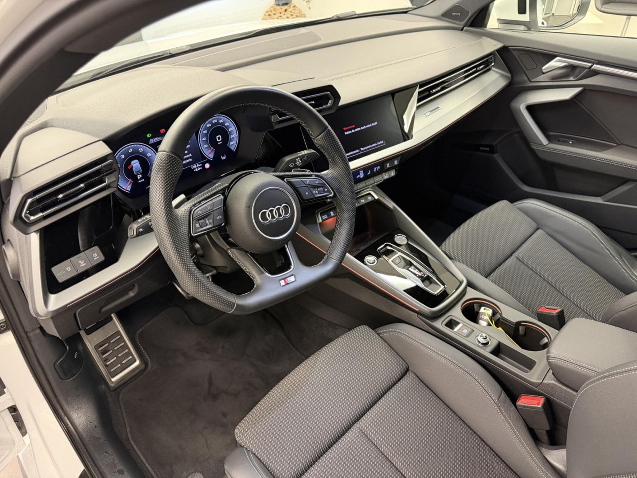 Audi A3 Sportback S line 35 TFSI 150 CV / 110 KW S tronic (2024) - Foto 4
