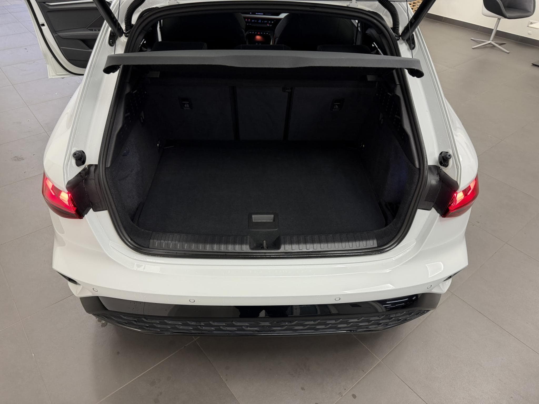 Audi A3 Sportback S line 35 TFSI 150 CV / 110 KW S tronic (2024) - Foto 8