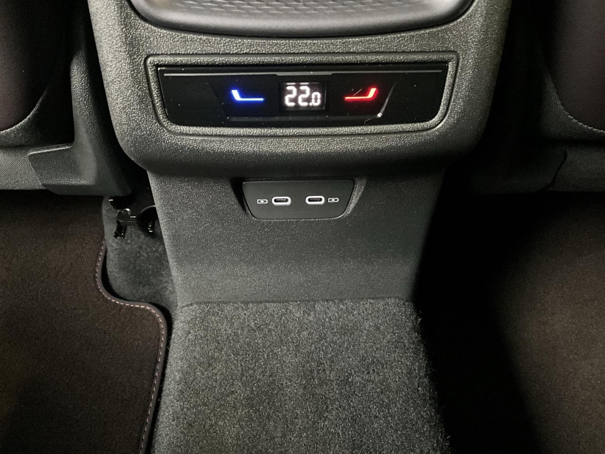 Cupra Terramar DSG+Skyline+Digital-Drive+AHK (2025) - Photo 23