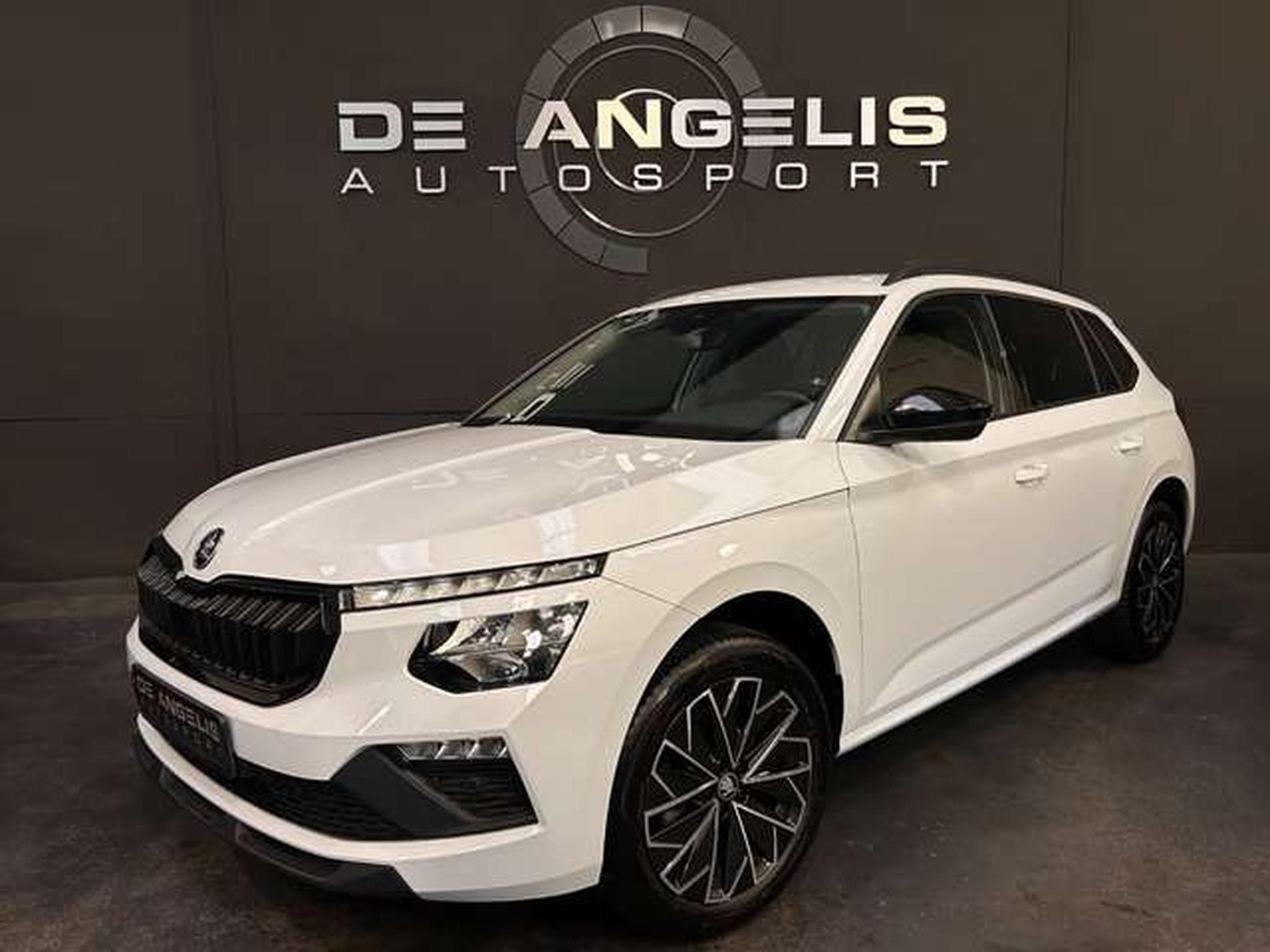 Skoda Kamiq 1.0 TSI 116 EDITION PACK BLACK (2025) - Photo 1