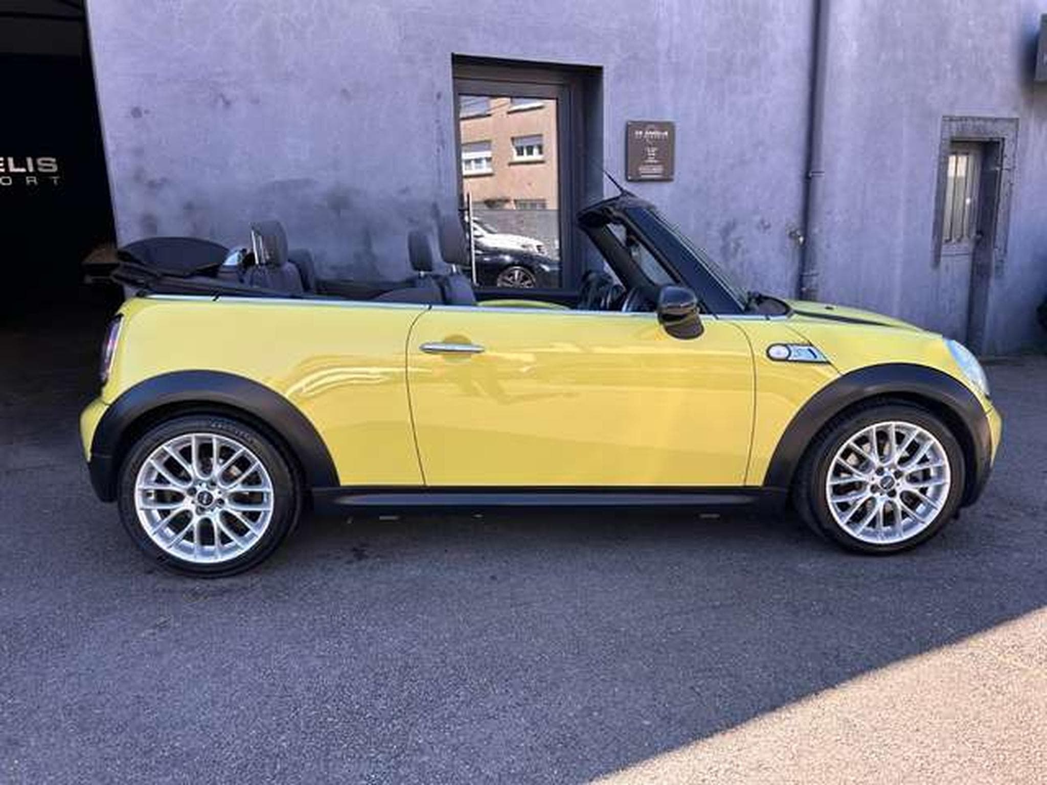MINI Cooper Cooper S (2009) - Photo 10