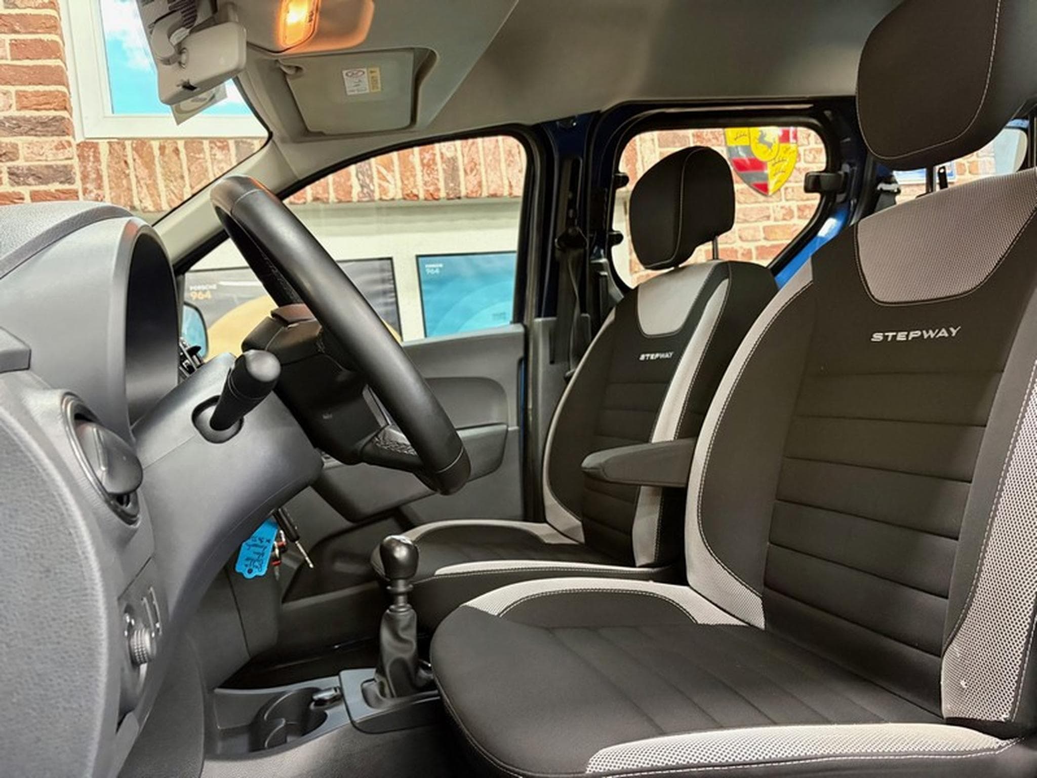 Dacia Dokker Dokker 1.5 Blue dCi 95cv STEPWAY (2019) - Foto 5