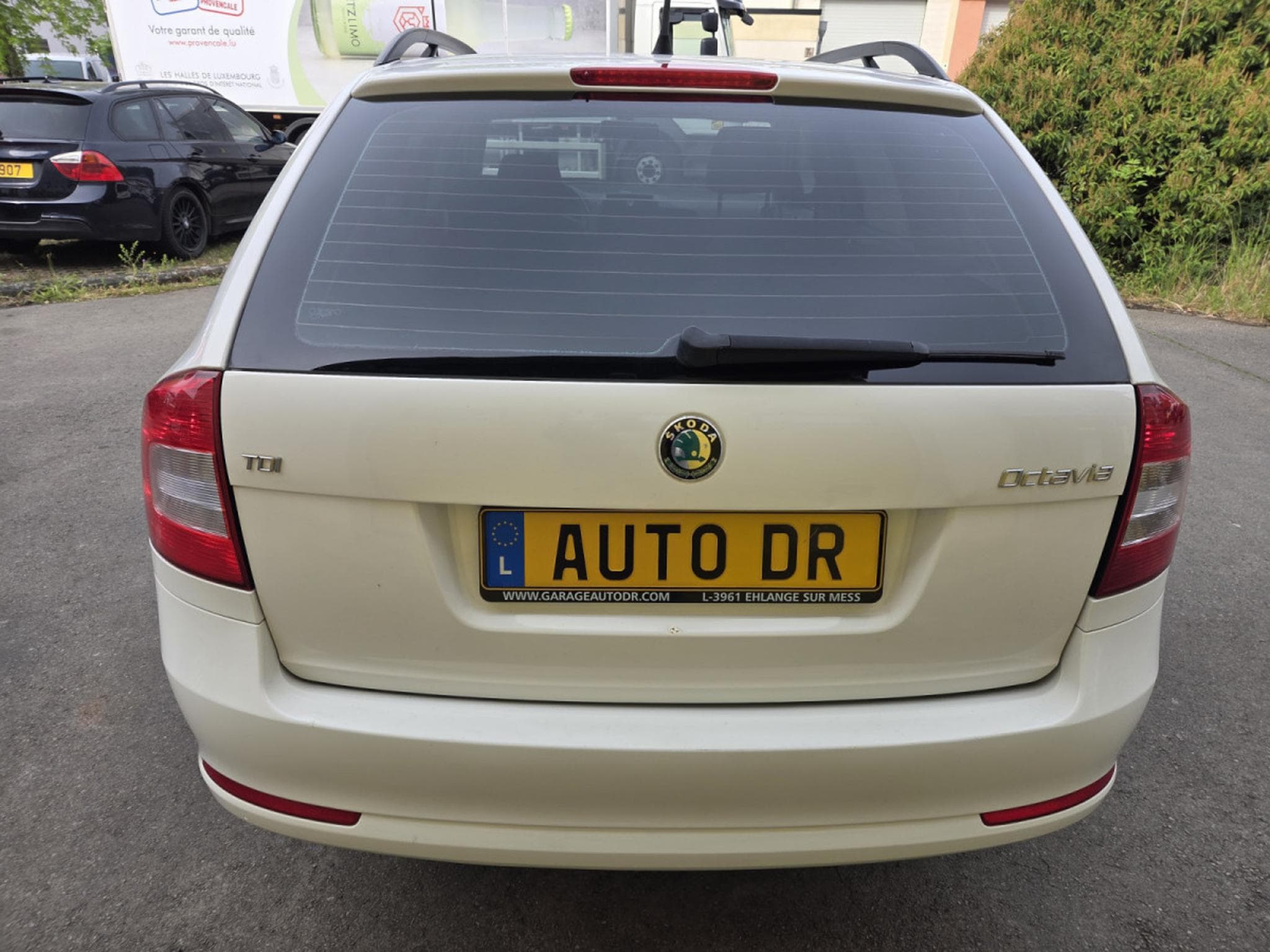 Skoda Octavia Combi 1.6 Tdi 105 CV Garantie 12 Mois (2011) - Photo 4