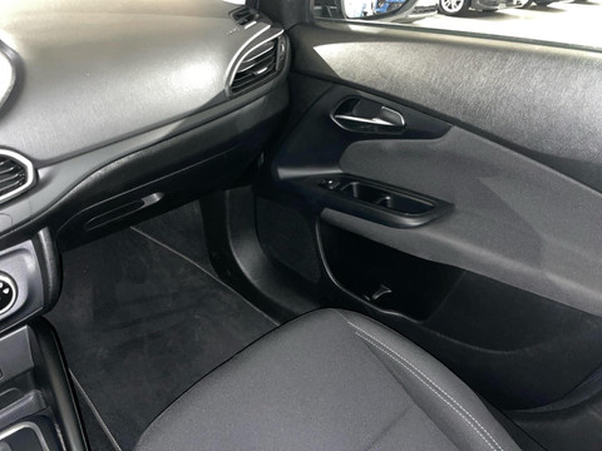Fiat Tipo 1.5 Hybrid 130 DCT7 (2024) - Foto 9