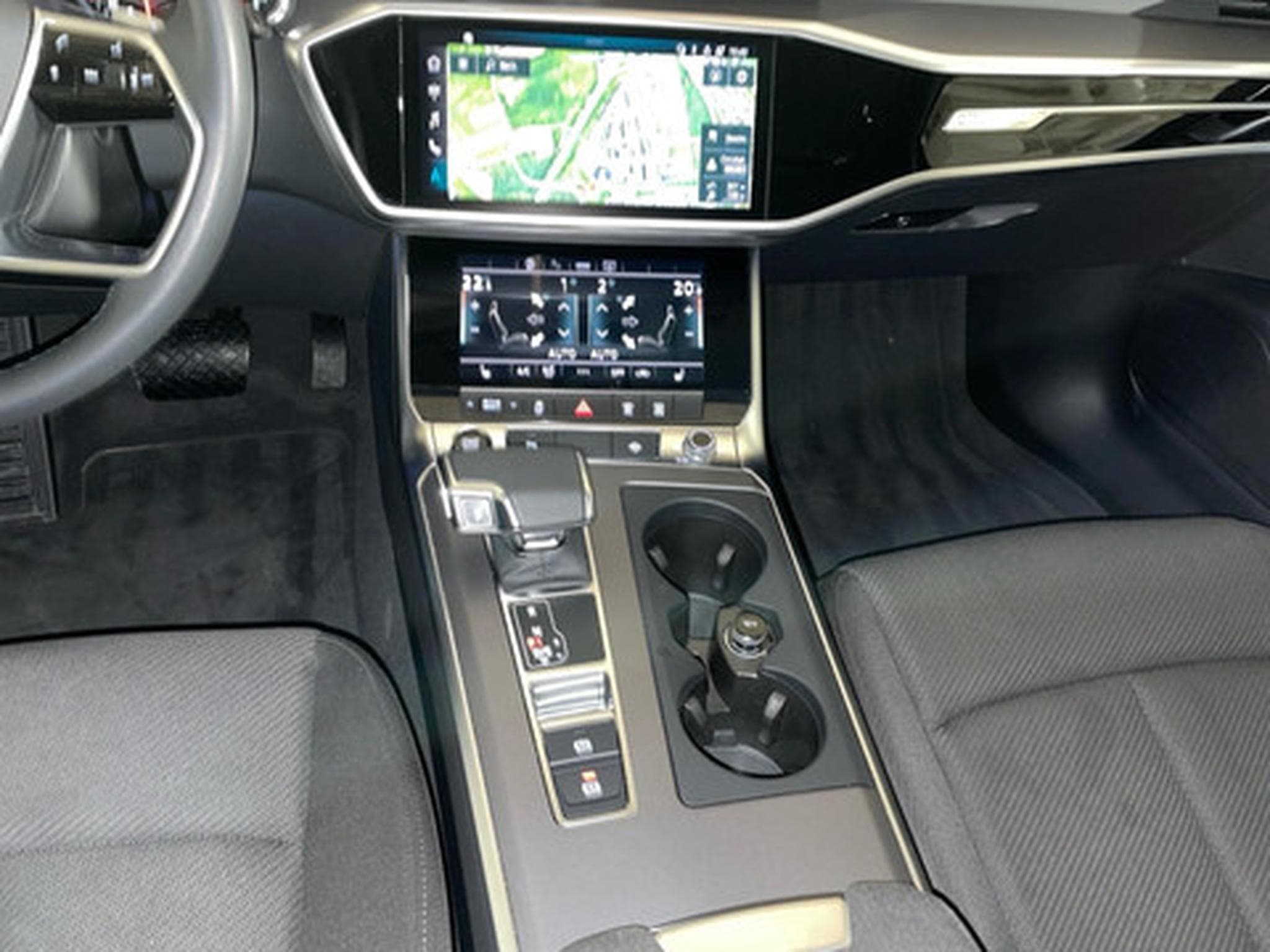 Audi A6 Avant 2.0 TDI AVANT S-Tronic (2023) - Foto 10