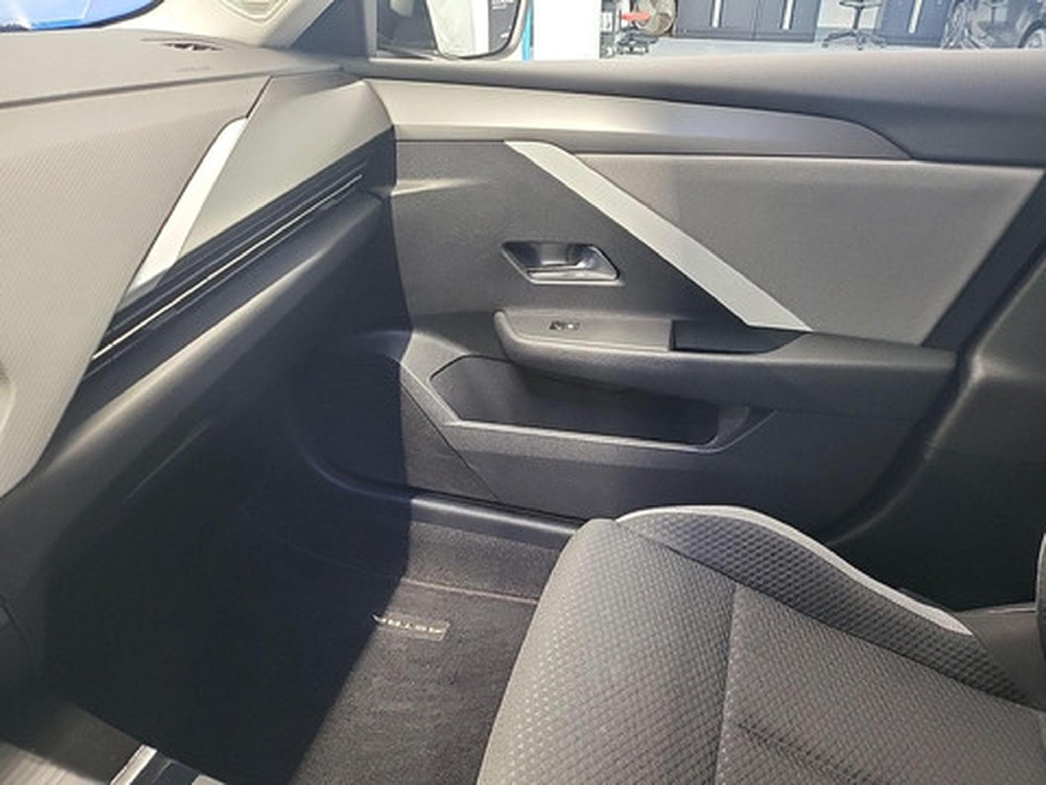 Opel Astra 1.2 SPORTS TOURER Edition (2023) - Photo 17