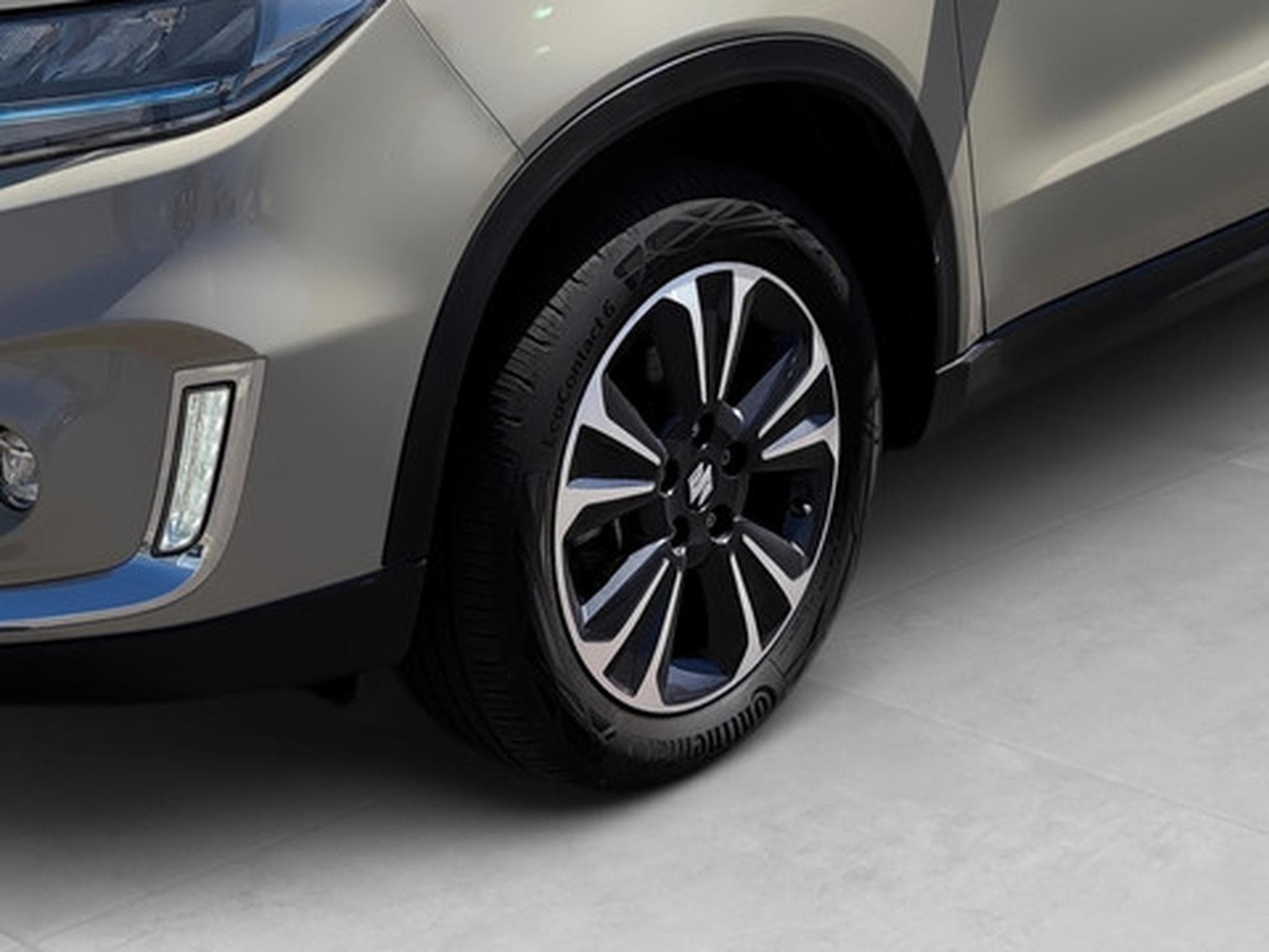 Suzuki Vitara VITARA GLX (2024) - Photo 20