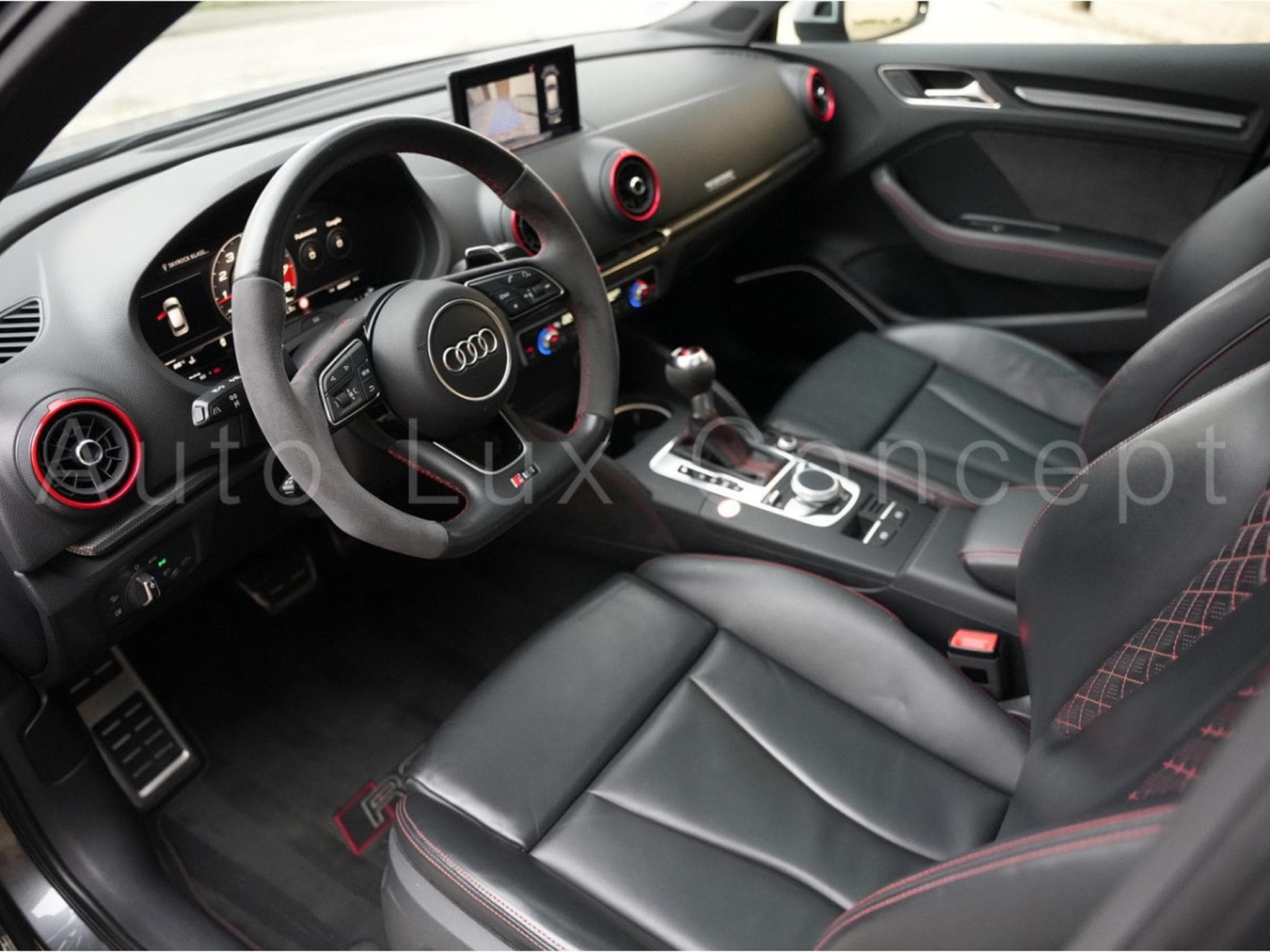 Audi RS3 Sportback 2.5 TFSI quattro S tronic 7 (2018) - Photo 5