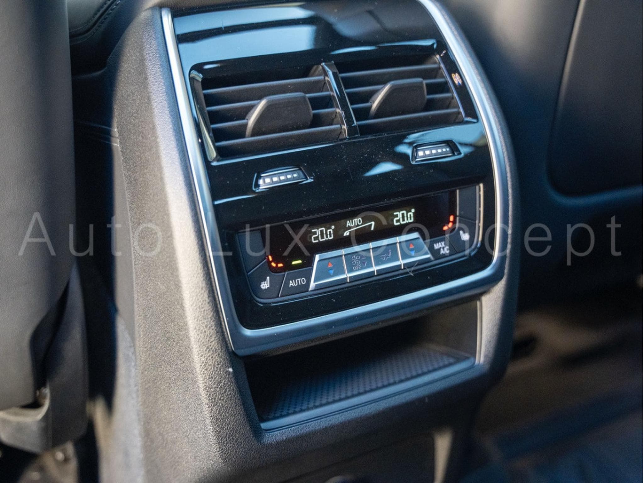 BMW X6M Competition (2020) - Photo 13
