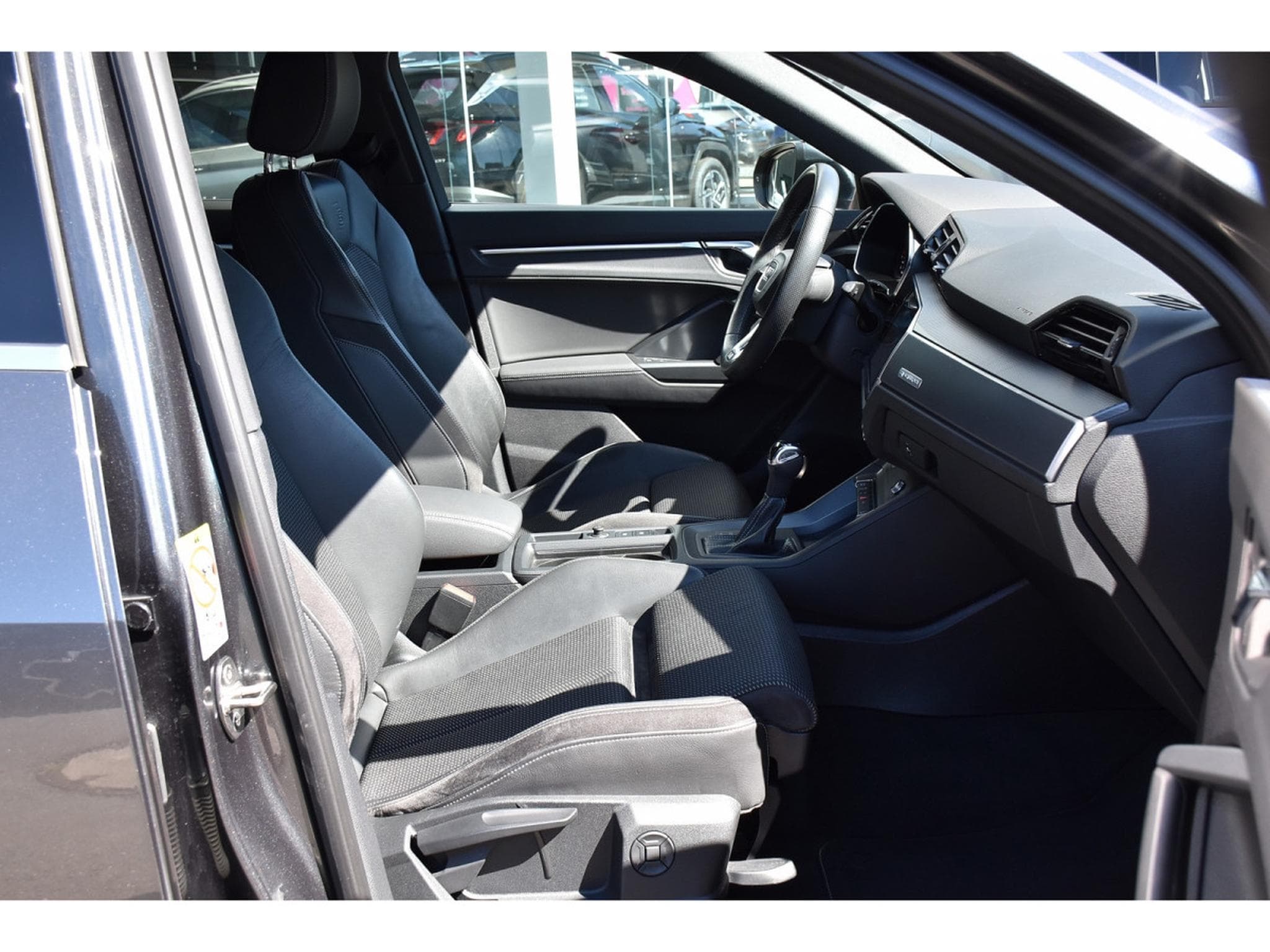 Audi Q3 Sportback 45 TFSI Quattro S-Line S-Tronic LANE SIDE KEYLESS (2019) - Foto 7